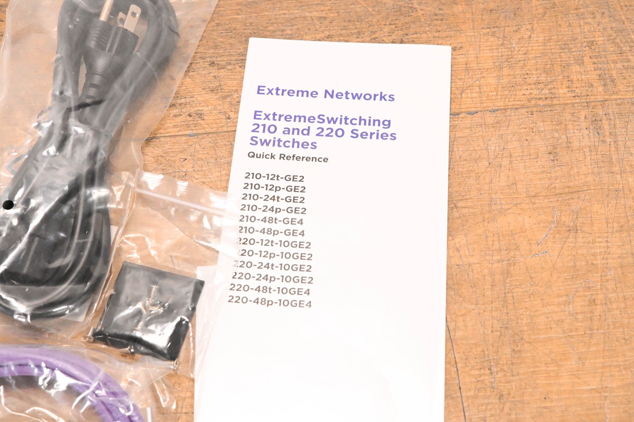 Extreme Networks 220-48P-10GE4 ExtremeSwitching 220 48-Port Switch