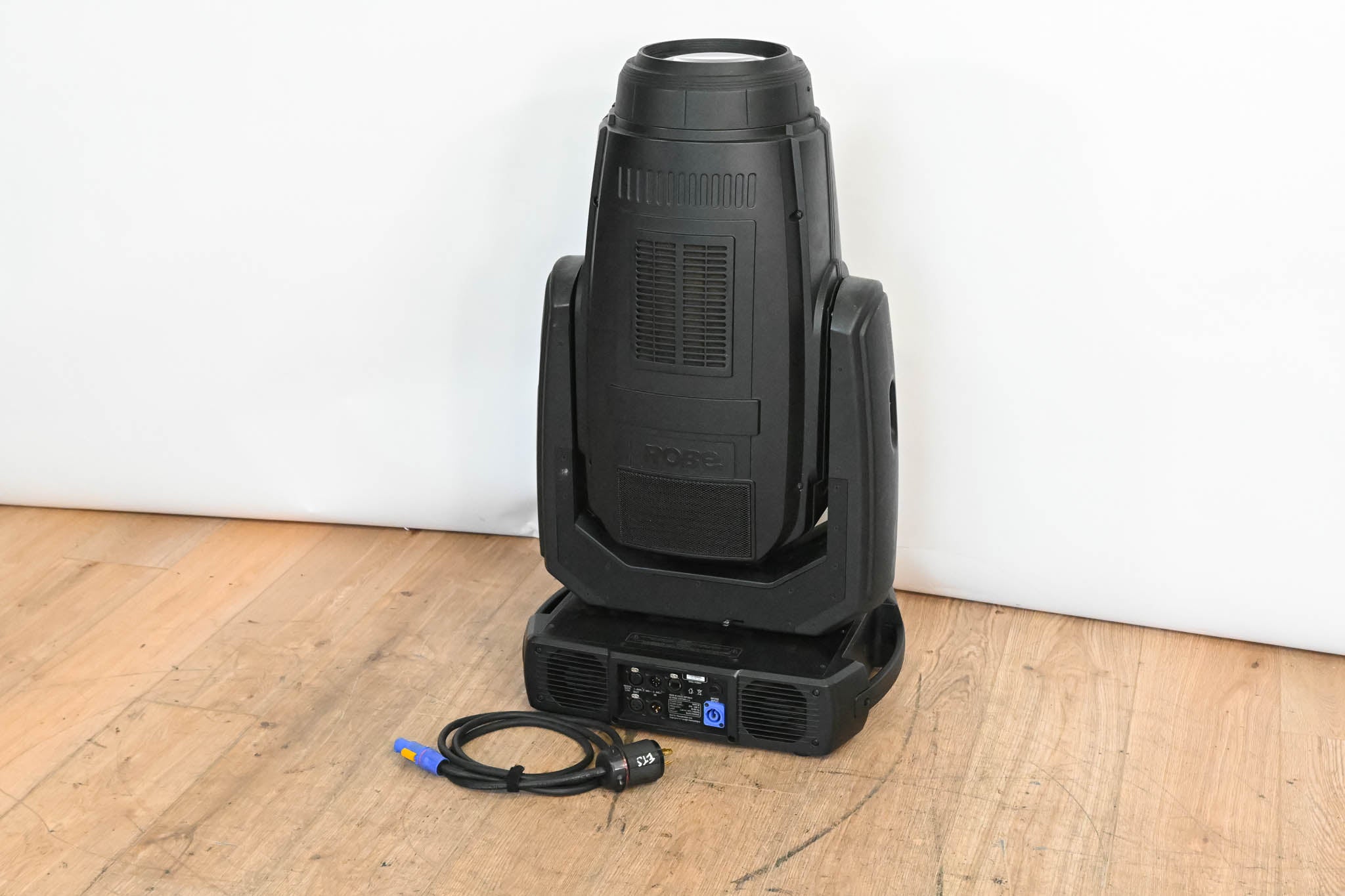 Robe ROBIN BMFL Blade Discharge Lamp Moving Light