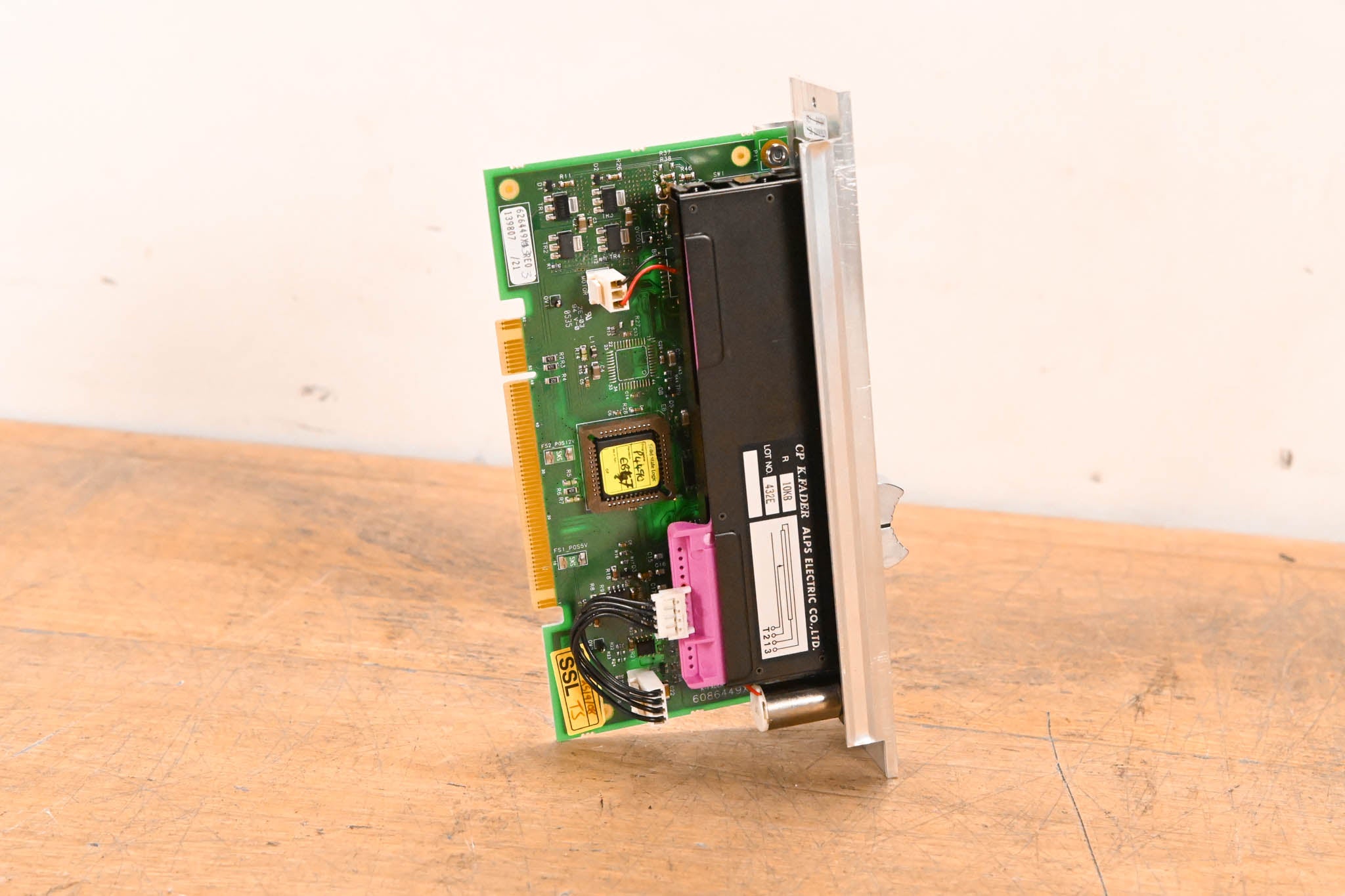 Solid State Logic C300 HD Motorized Fader Module – ALPS K-Fader Assembly