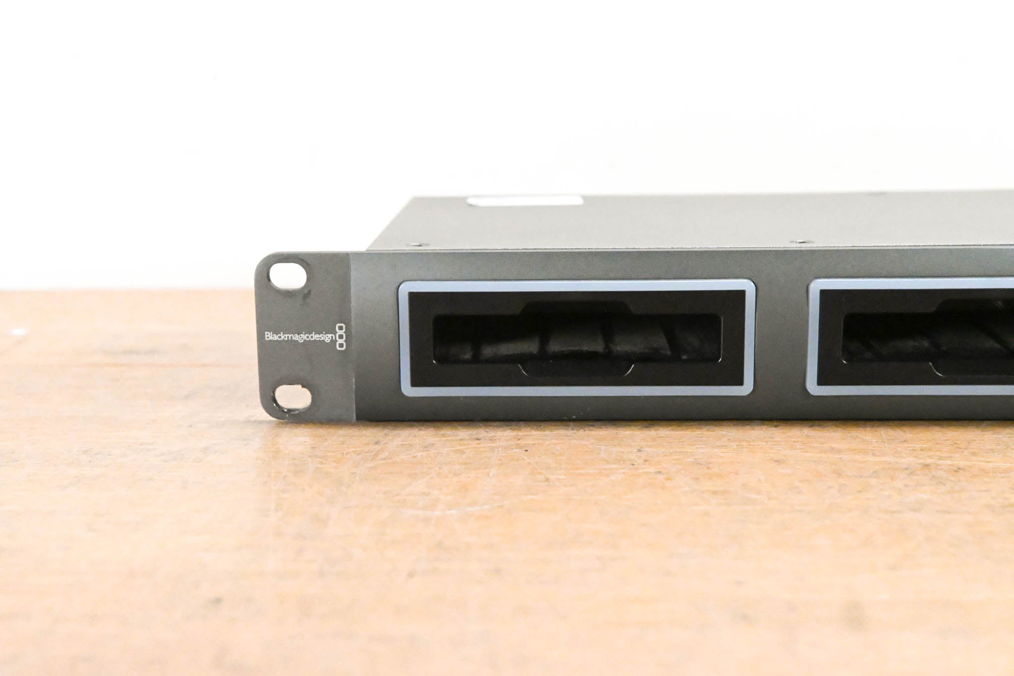 Blackmagic Design HyperDeck Studio 2