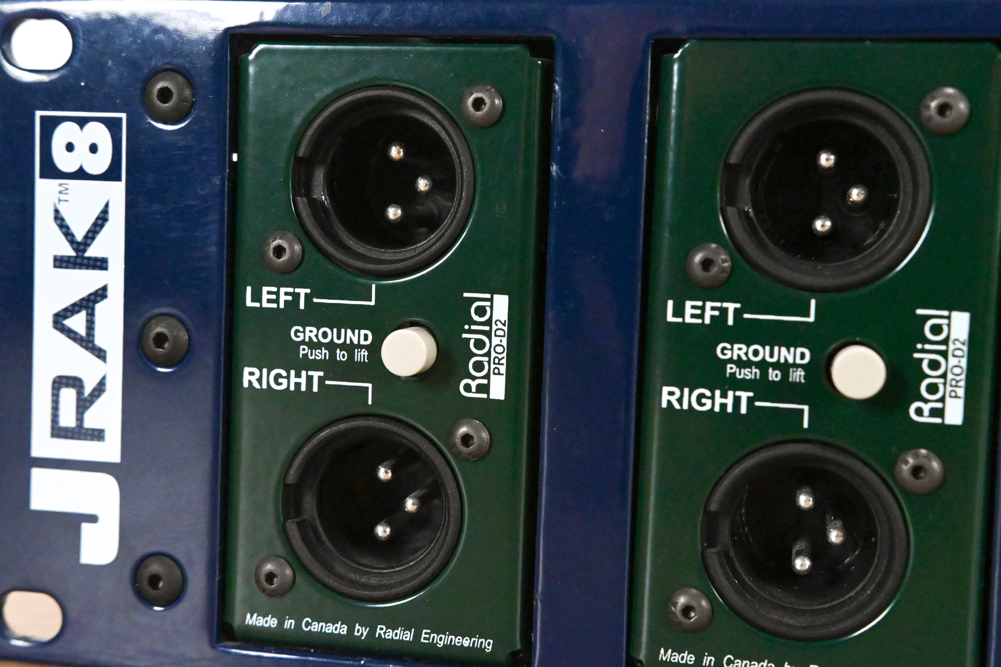 Radial Engineering J-Rak 8 8-Space Rack Adaptor with 8 Radial ProD2s