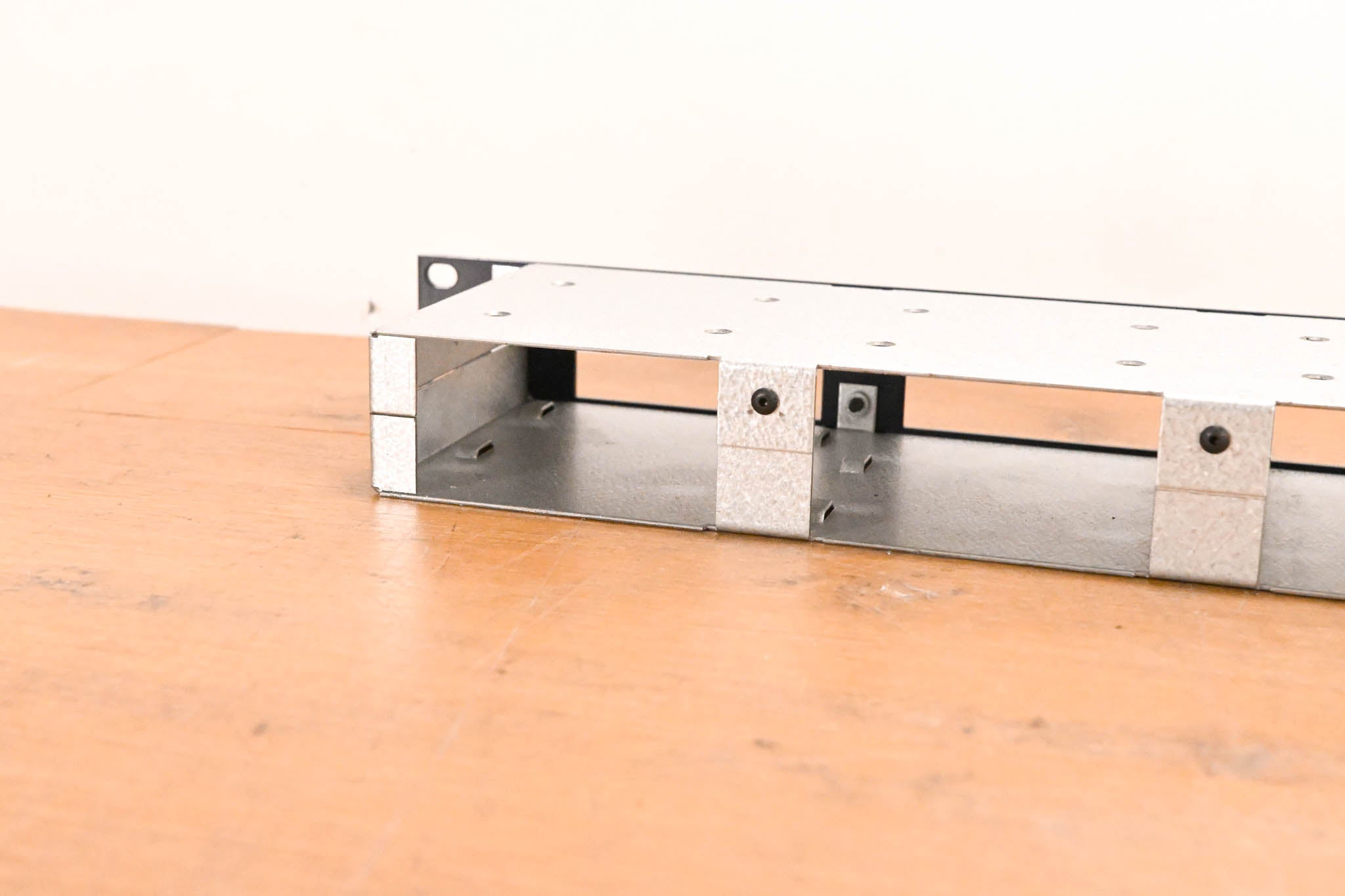 Radial Engineering J-Rak 4 4-Space Rack Adaptor