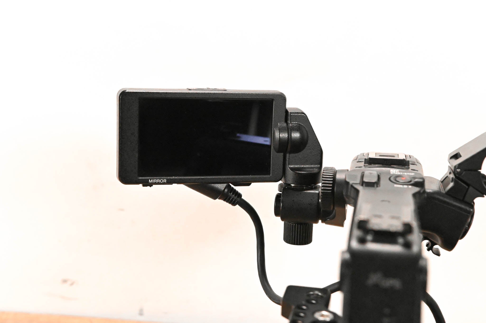 Sony PXW-FS5 XDCAM Super 35 Camera System