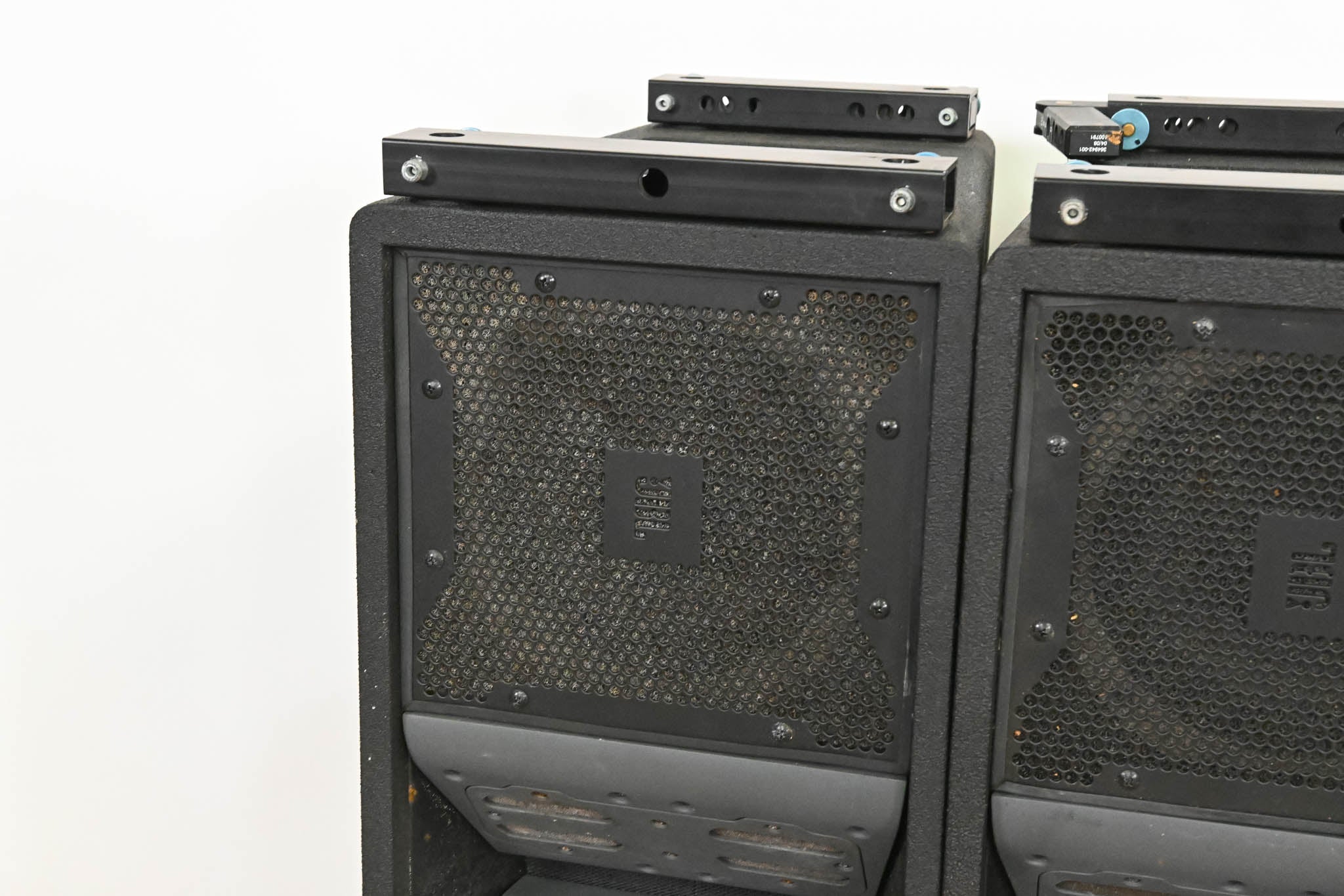 JBL VT4887 Compact Bi-Amplified 3-Way Line Array Element (PAIR)