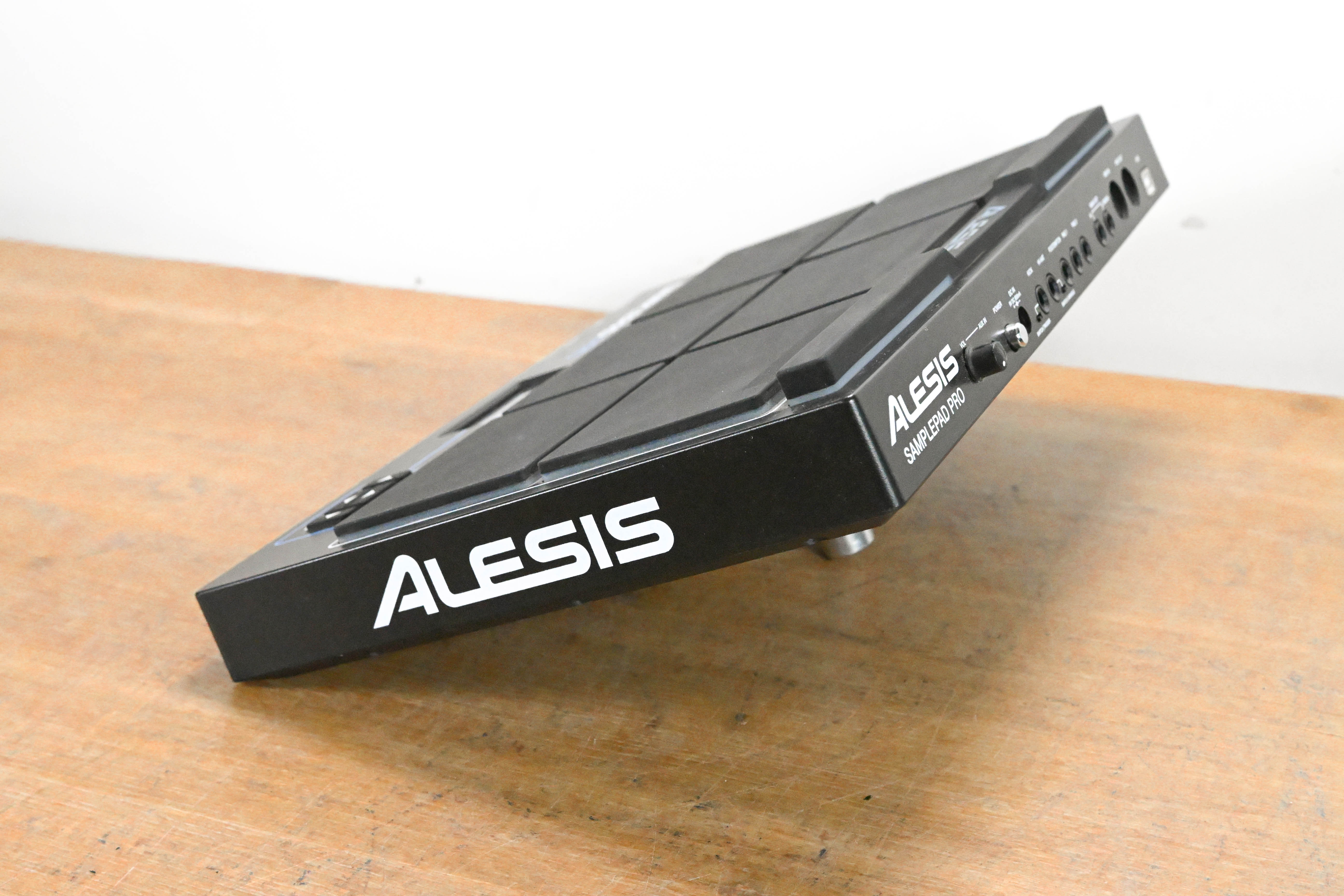Alesis SAMPLEPAD PRO Percussion and Sample Instrument (NO POWER SUPPLY)