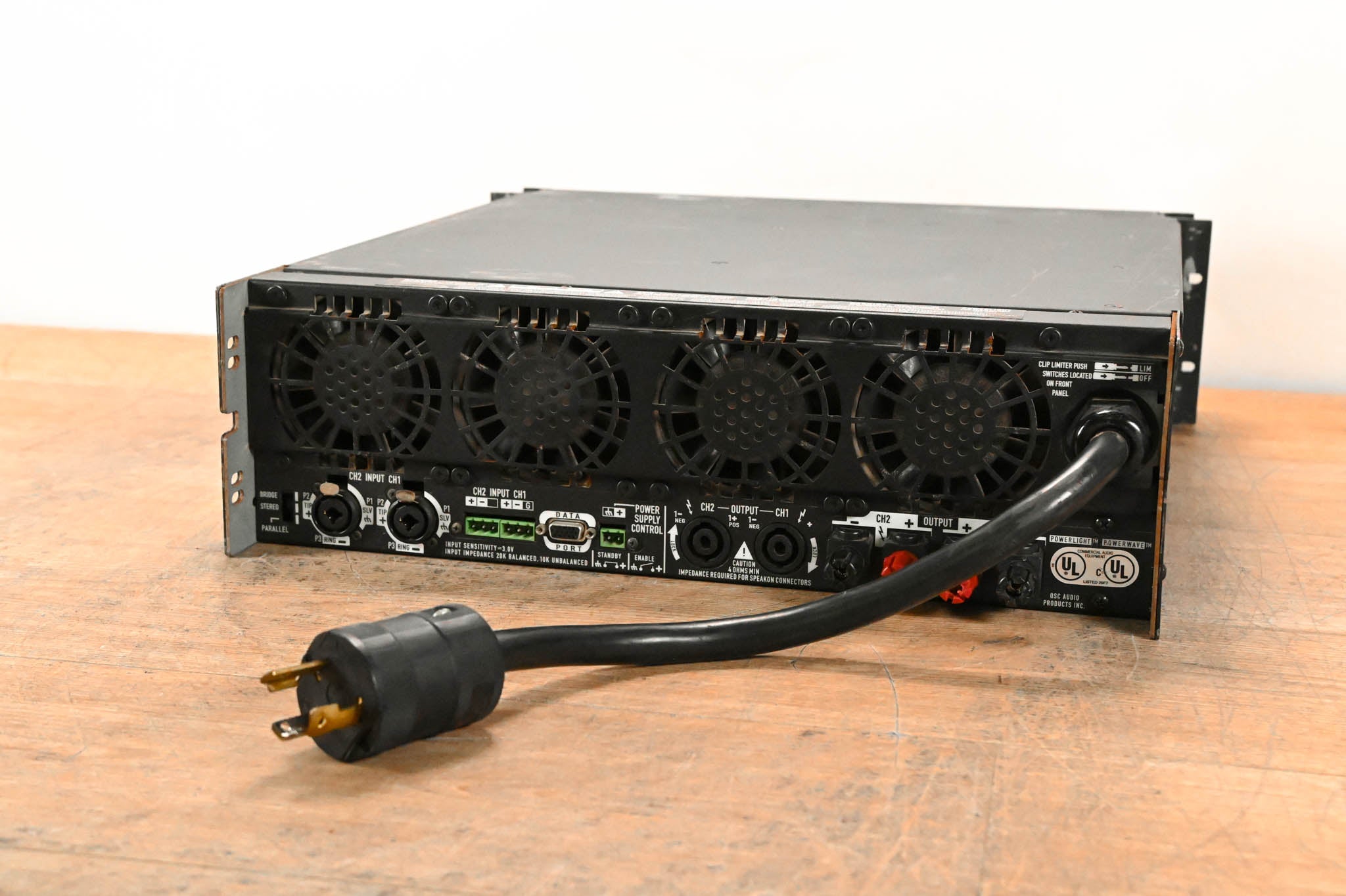 QSC PowerLight 9.0 PFC Power Factor Corrected 2-Channel Power Amplifier