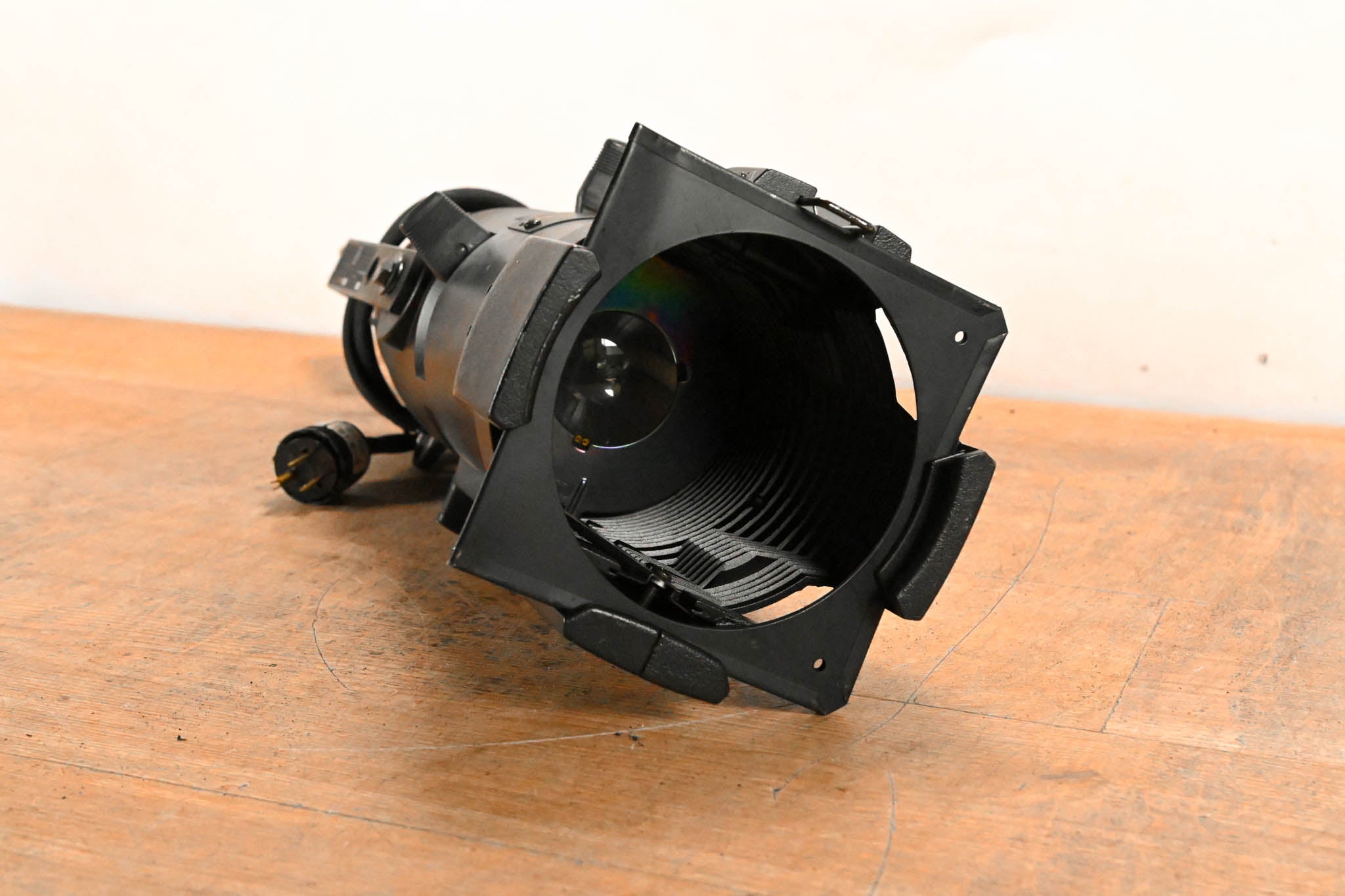 ETC Source Four Jr 25-50 Degree Zoom 575 Ellipsoidal Light