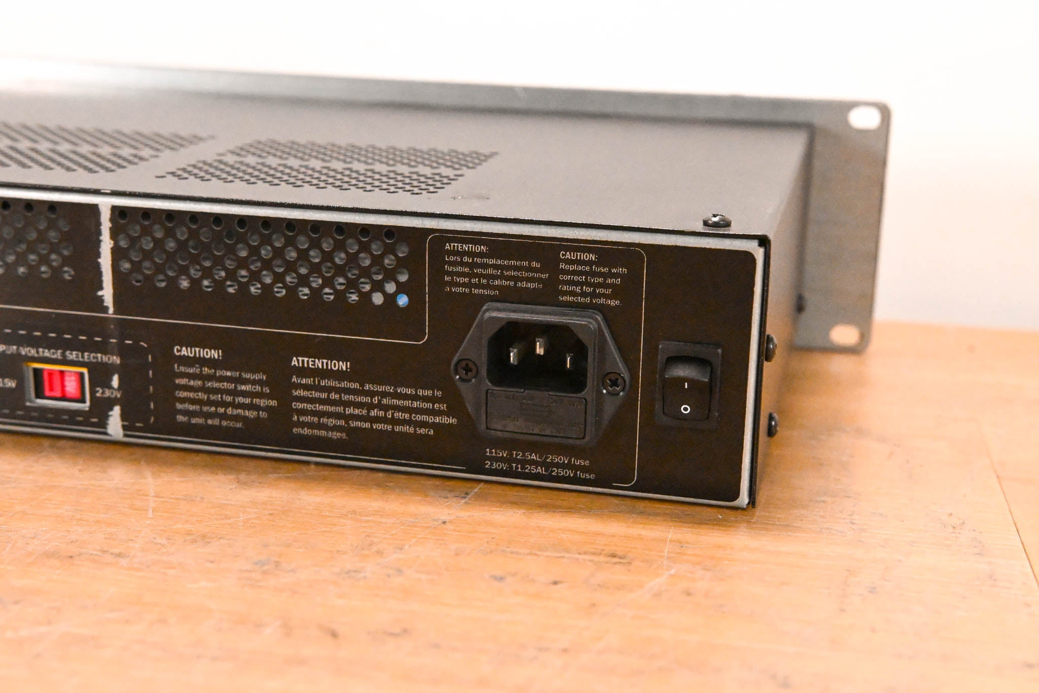 Aviom D400 A-Net Distributor