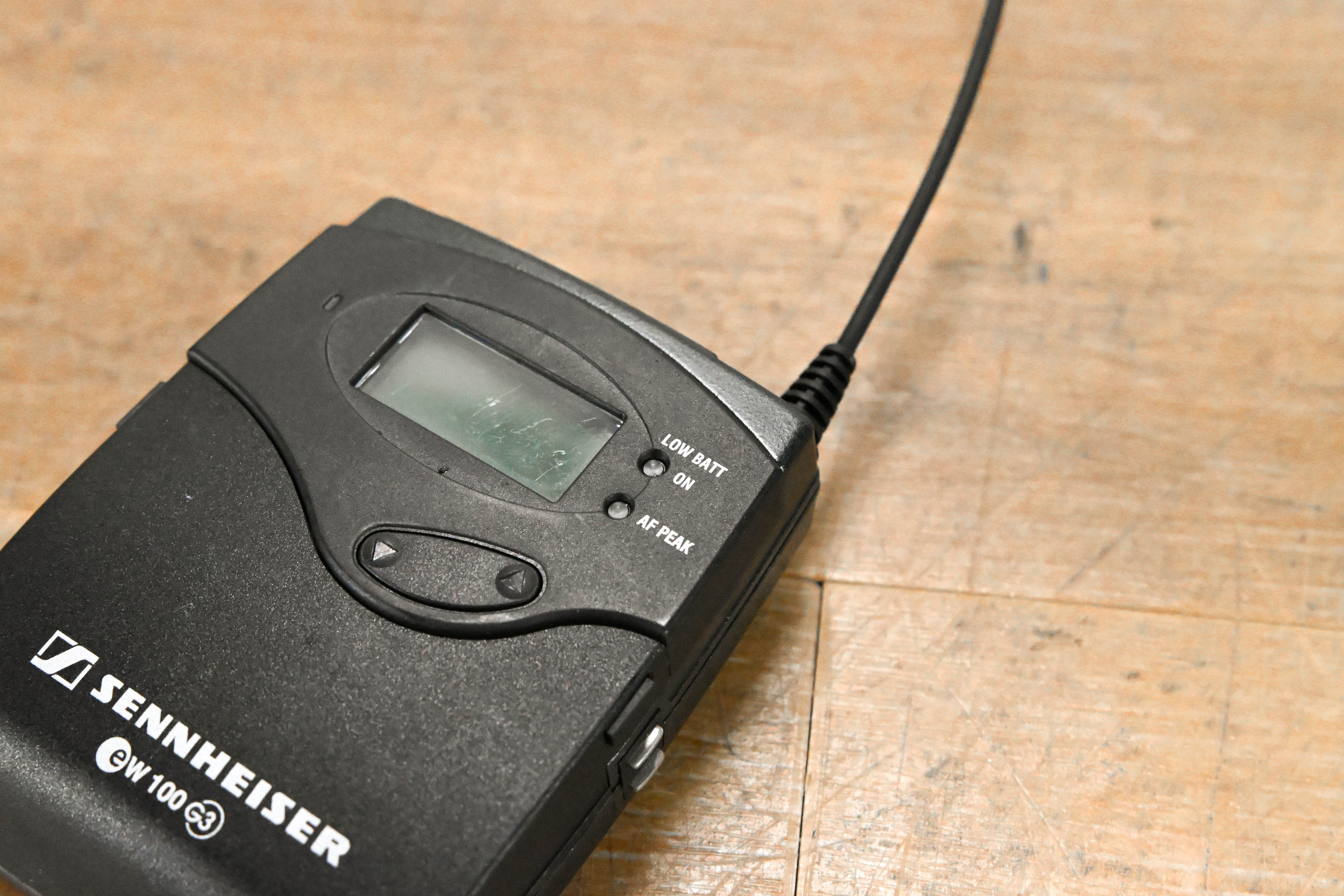Sennheiser SK 100 G3 Wireless Bodypack Transmitter A Range: 516-558 MHz