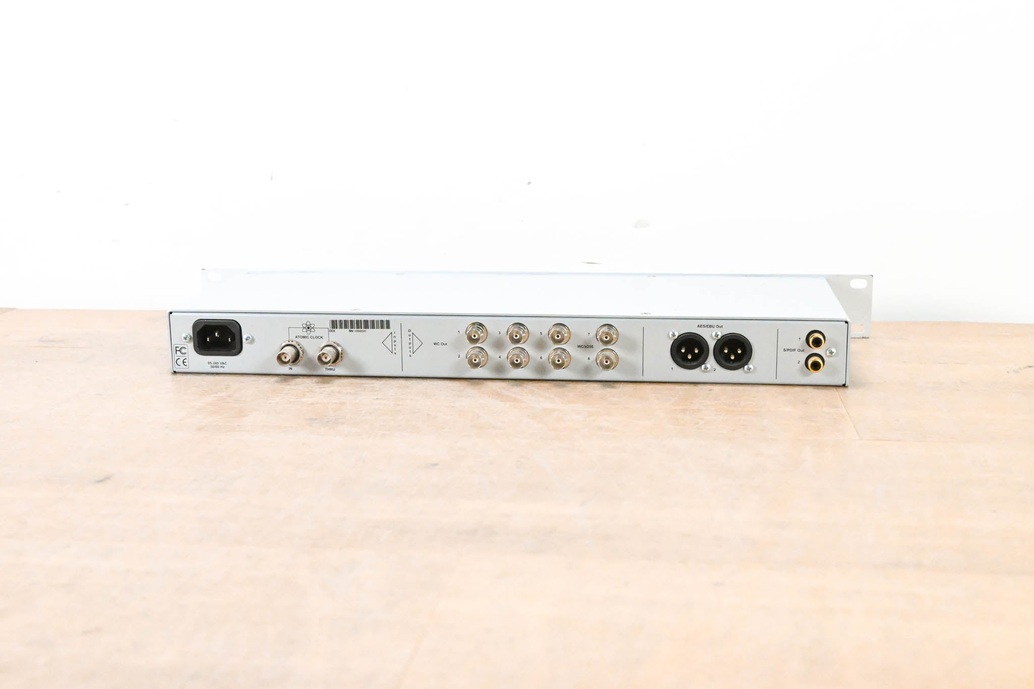 Antelope Audio Isochrone OCX Audio Master Clock