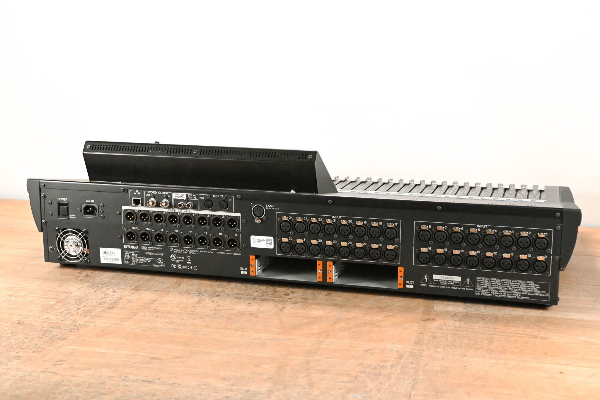 Yamaha LS9-32 32-Input Digital Mixing Console
