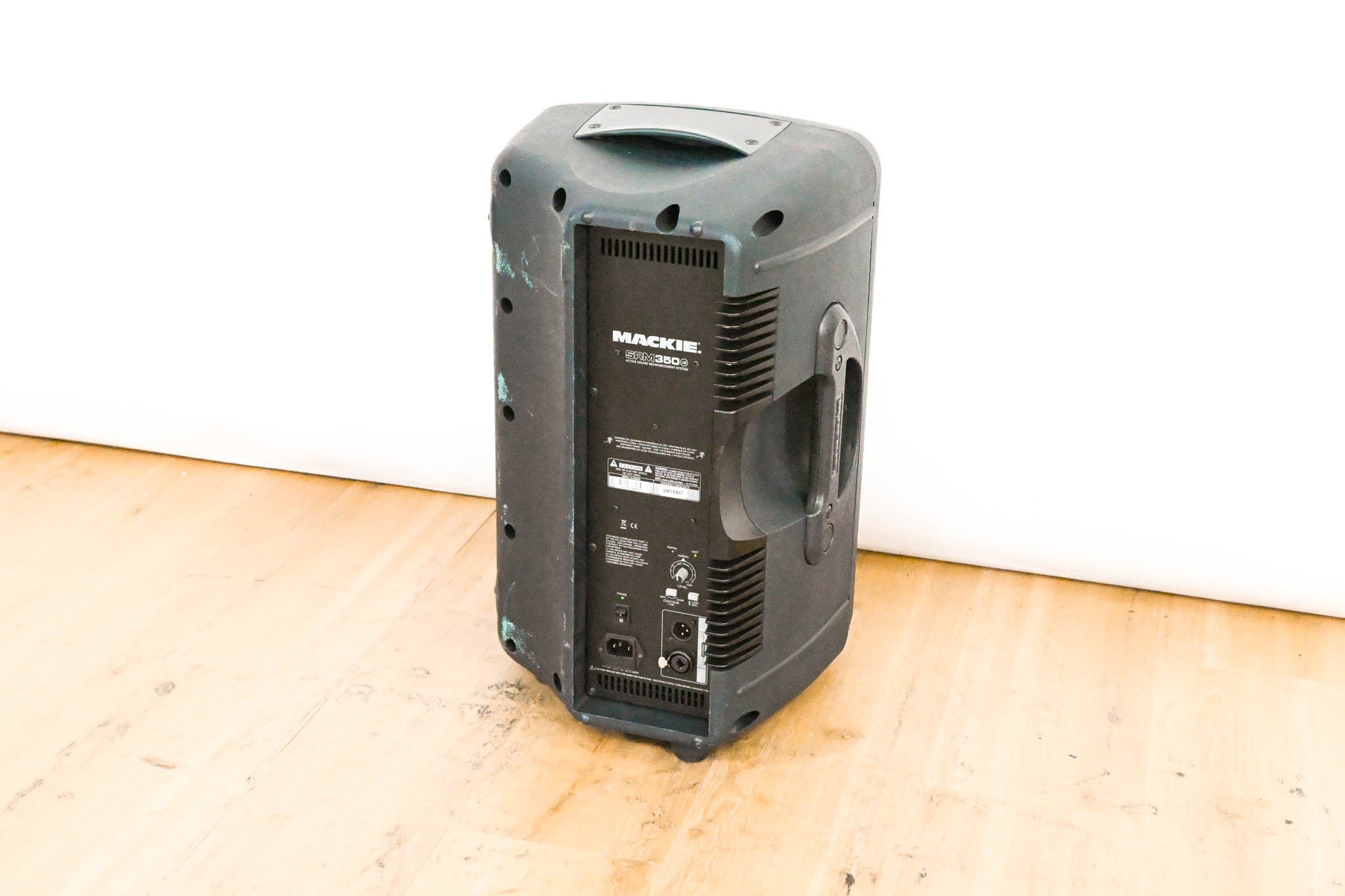 Mackie SRM350v2 Two-Way Bi-Amplified Active Loudspeaker