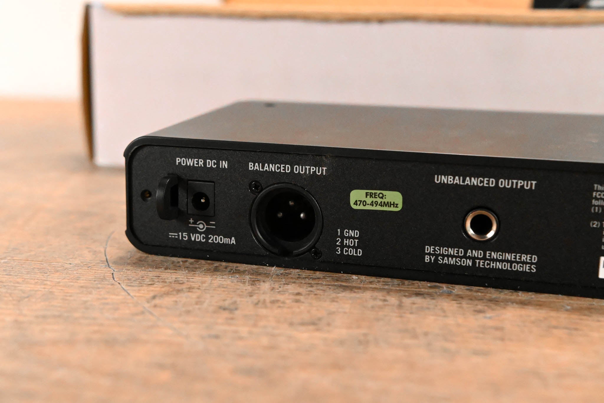 Samson Concert 88x Earset Wireless System with Microphone - 470-494 MHz