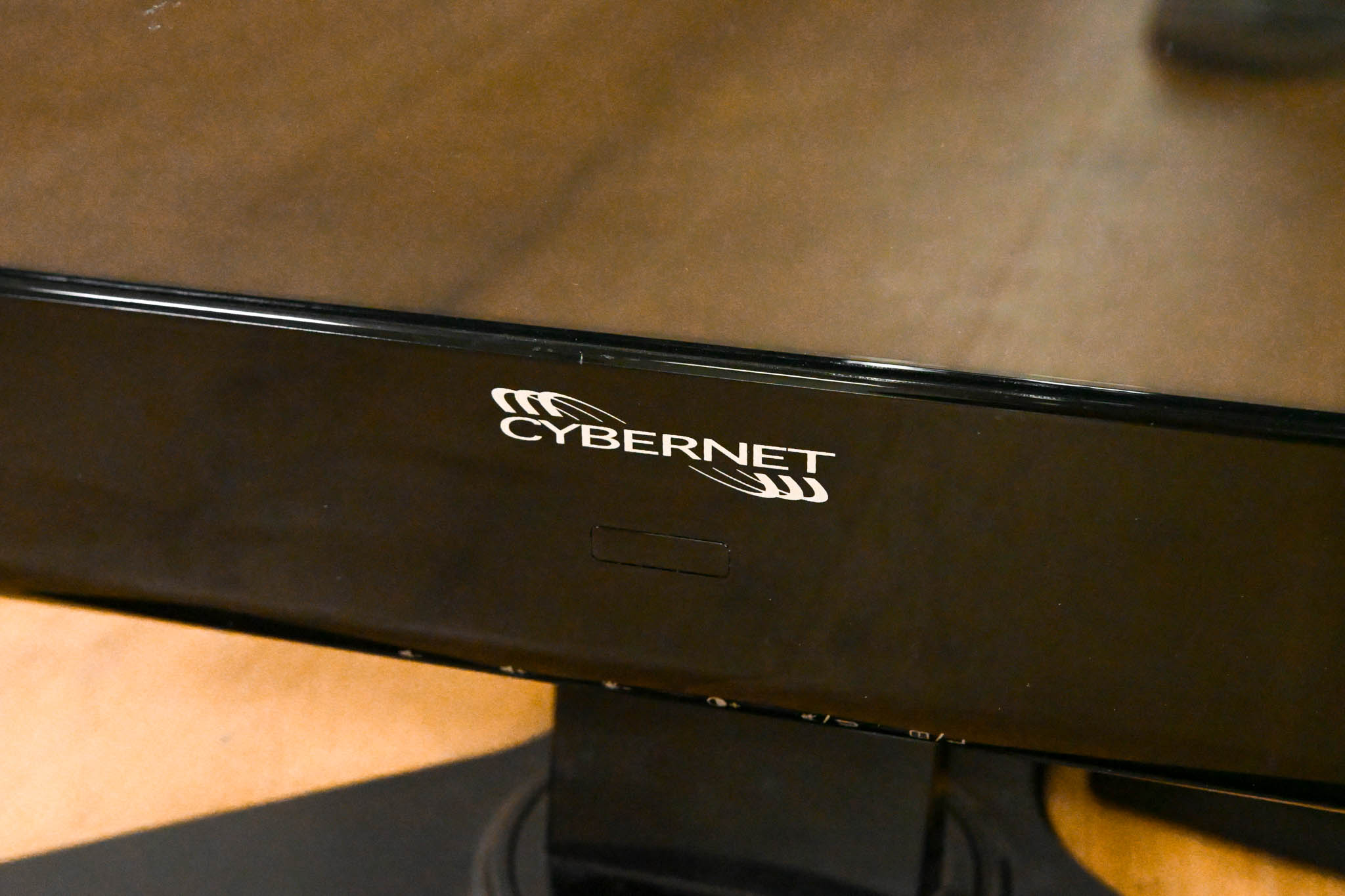 CyberNet iOne H6 20” Enterprise Grade All-in-One PC