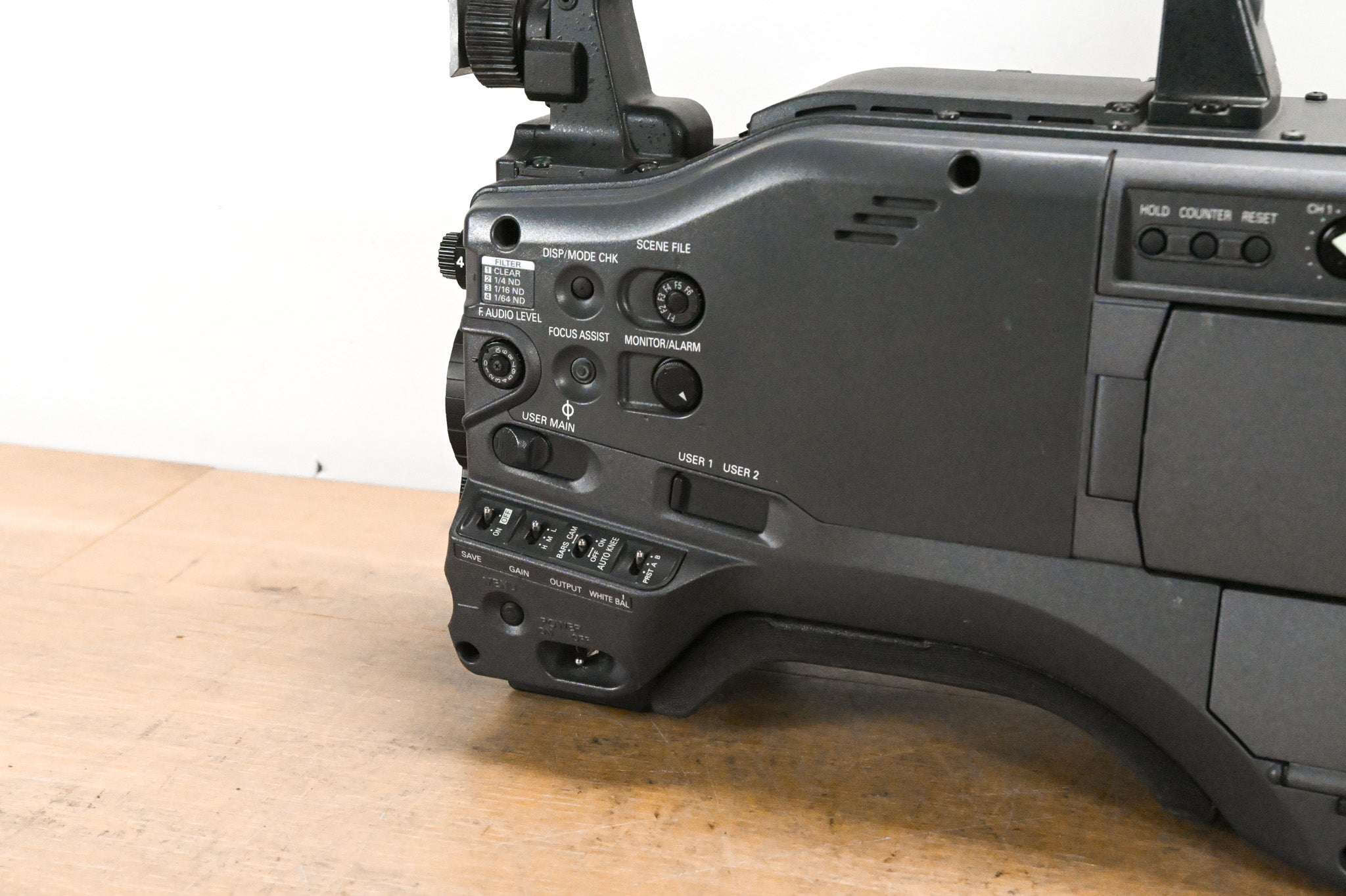 Panasonic AG-HPX500P 2/3" Shoulder-Mounted P2HD Camcorder