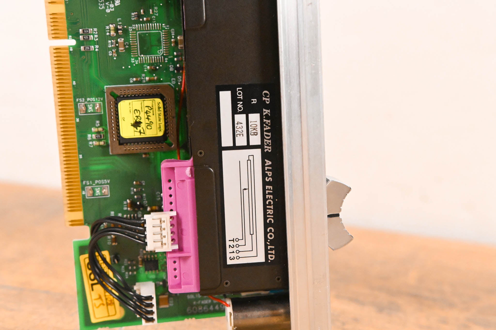 Solid State Logic C300 HD Motorized Fader Module – ALPS K-Fader Assembly