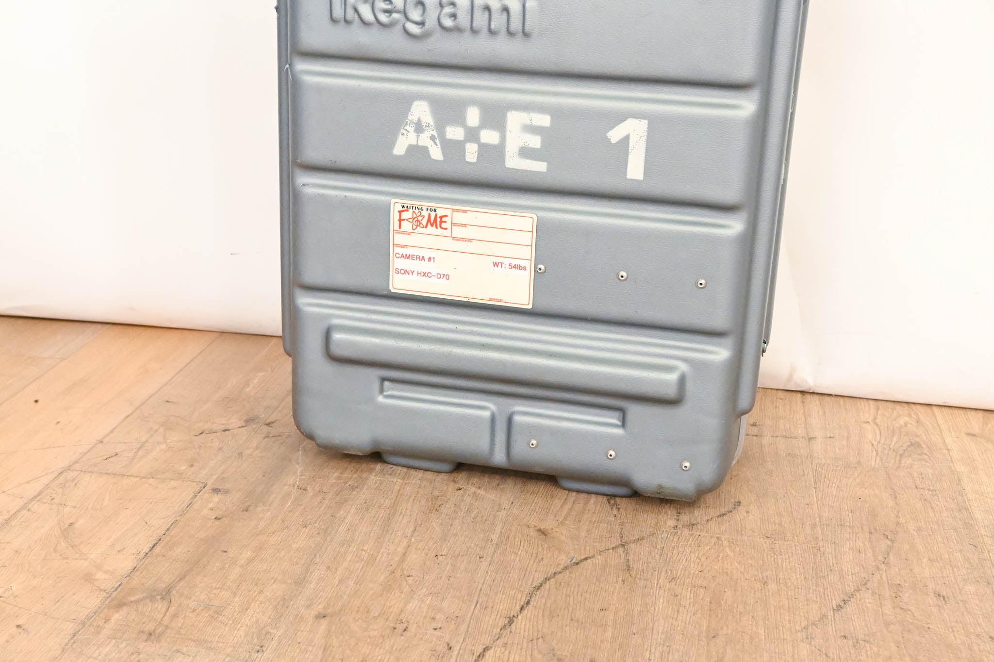 Ikegami Thermodyne Camera Case - Interior Dimensions 31" x 20" x 12"