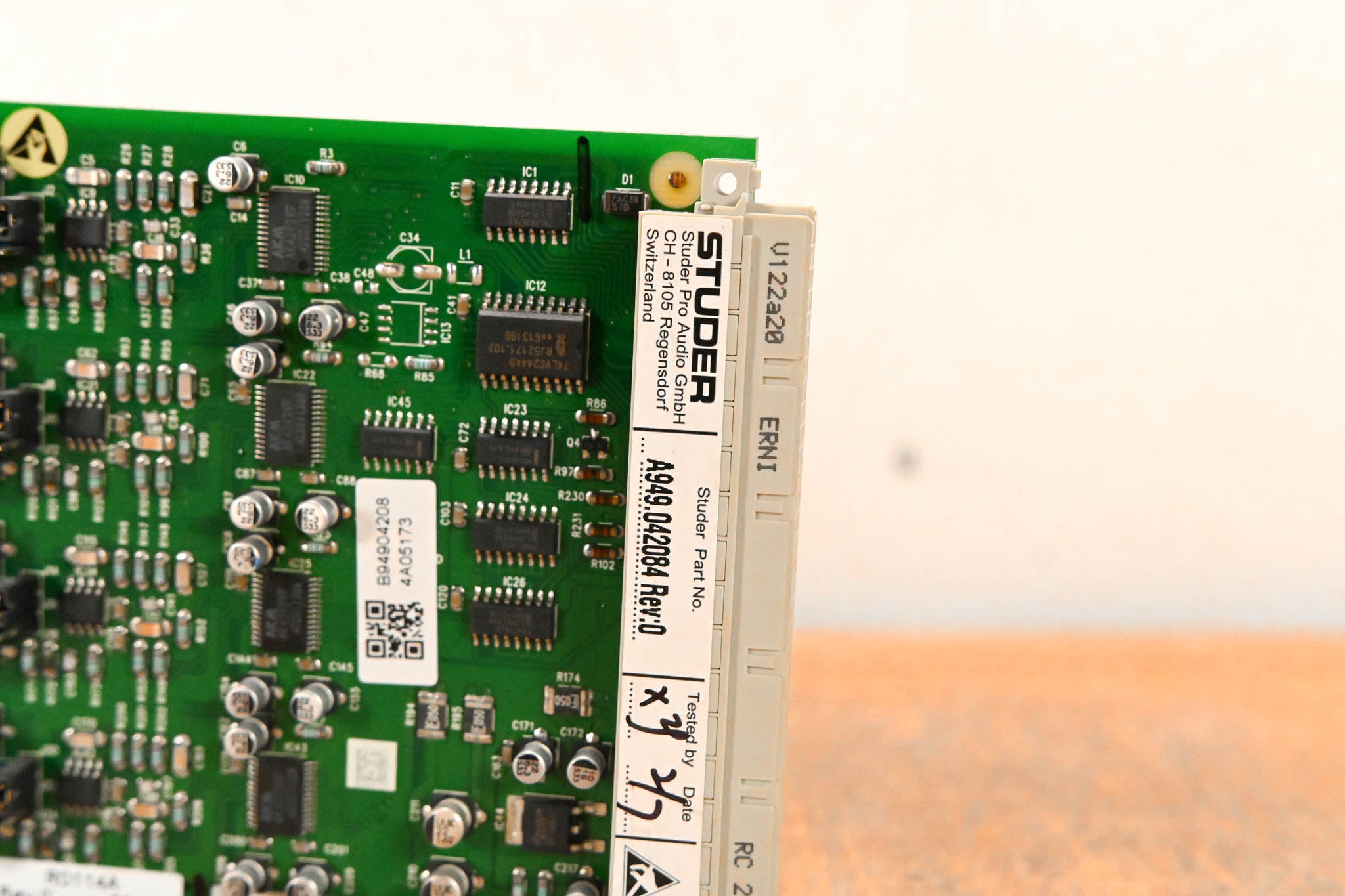 Studer 8-Channel Analog Line Out Card for D21m & D23m Modular I/O System