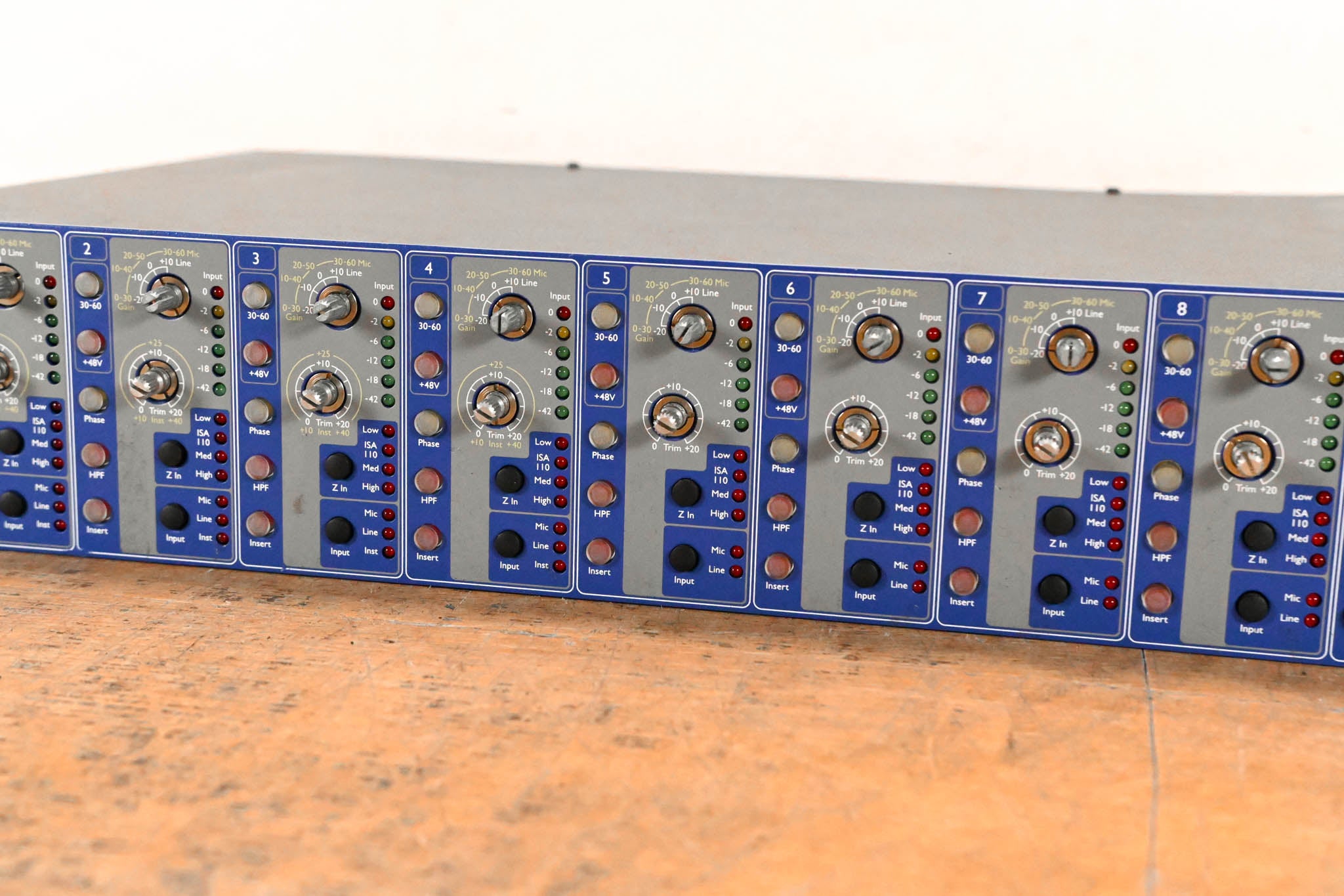 Focusrite ISA828 8-Channel Microphone Preamplifier