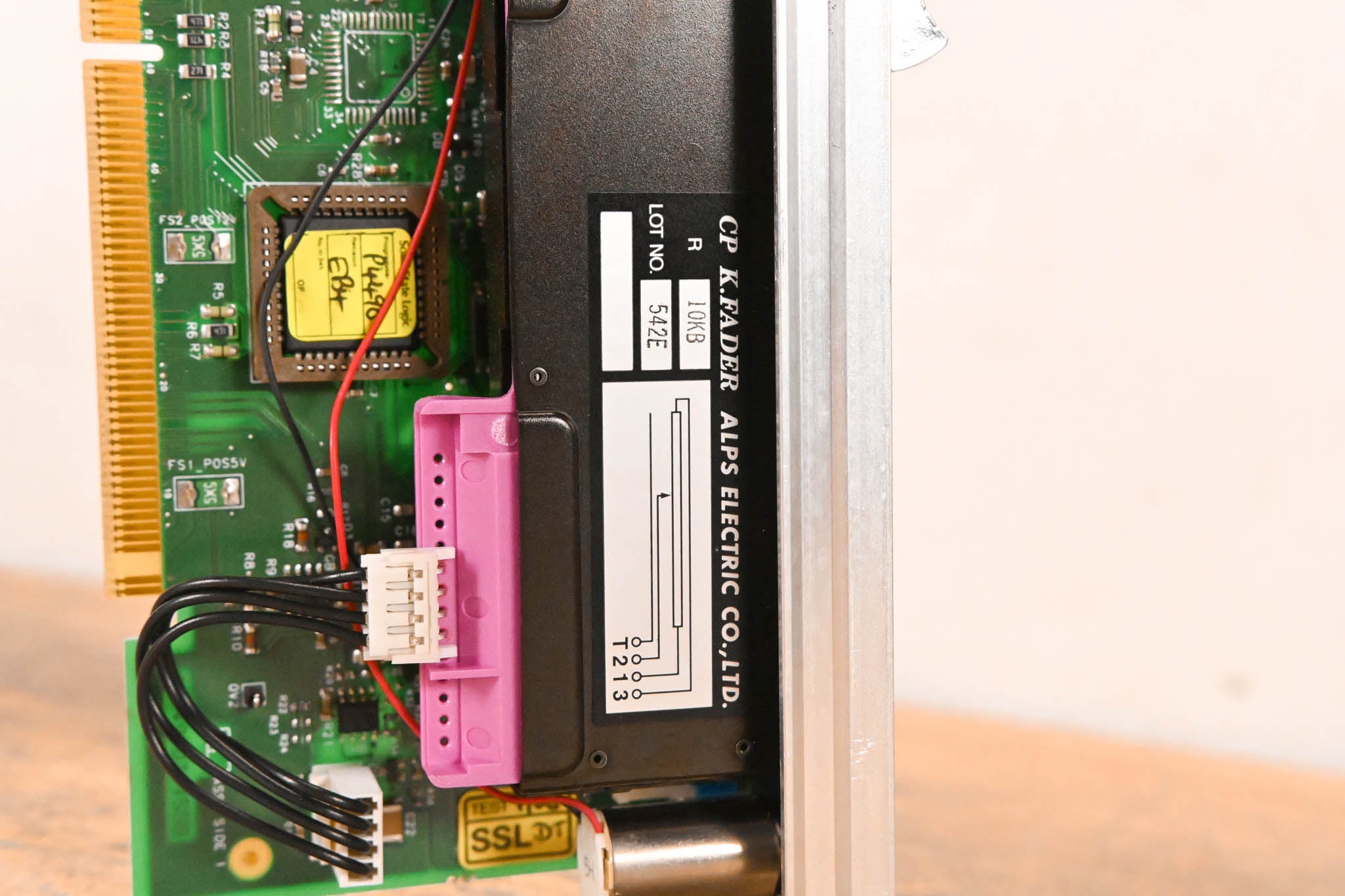 Solid State Logic C300 HD Motorized Fader Module – ALPS K-Fader Assembly