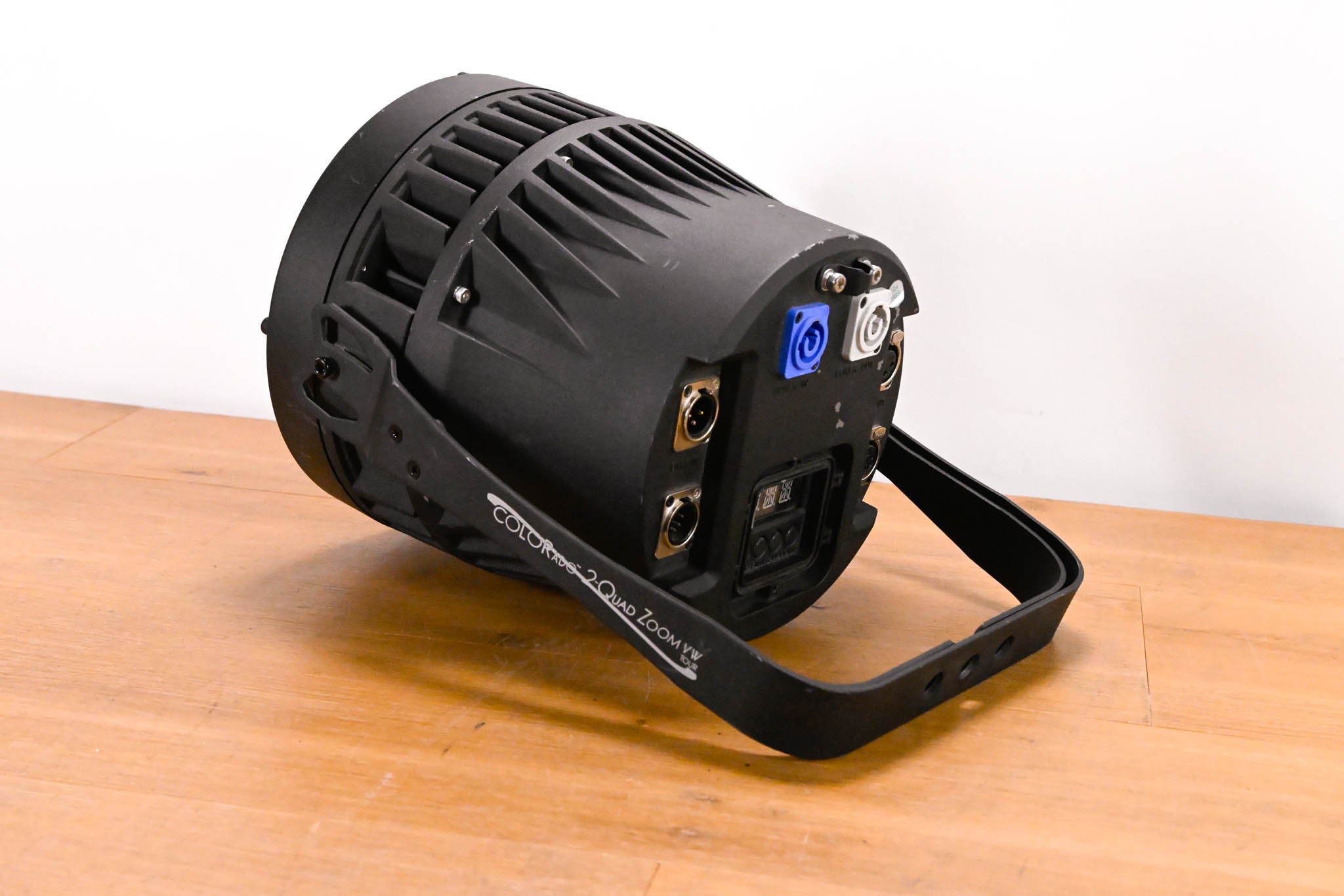 Chauvet COLORado 2-Quad Zoom VW Tour LED Wash Light