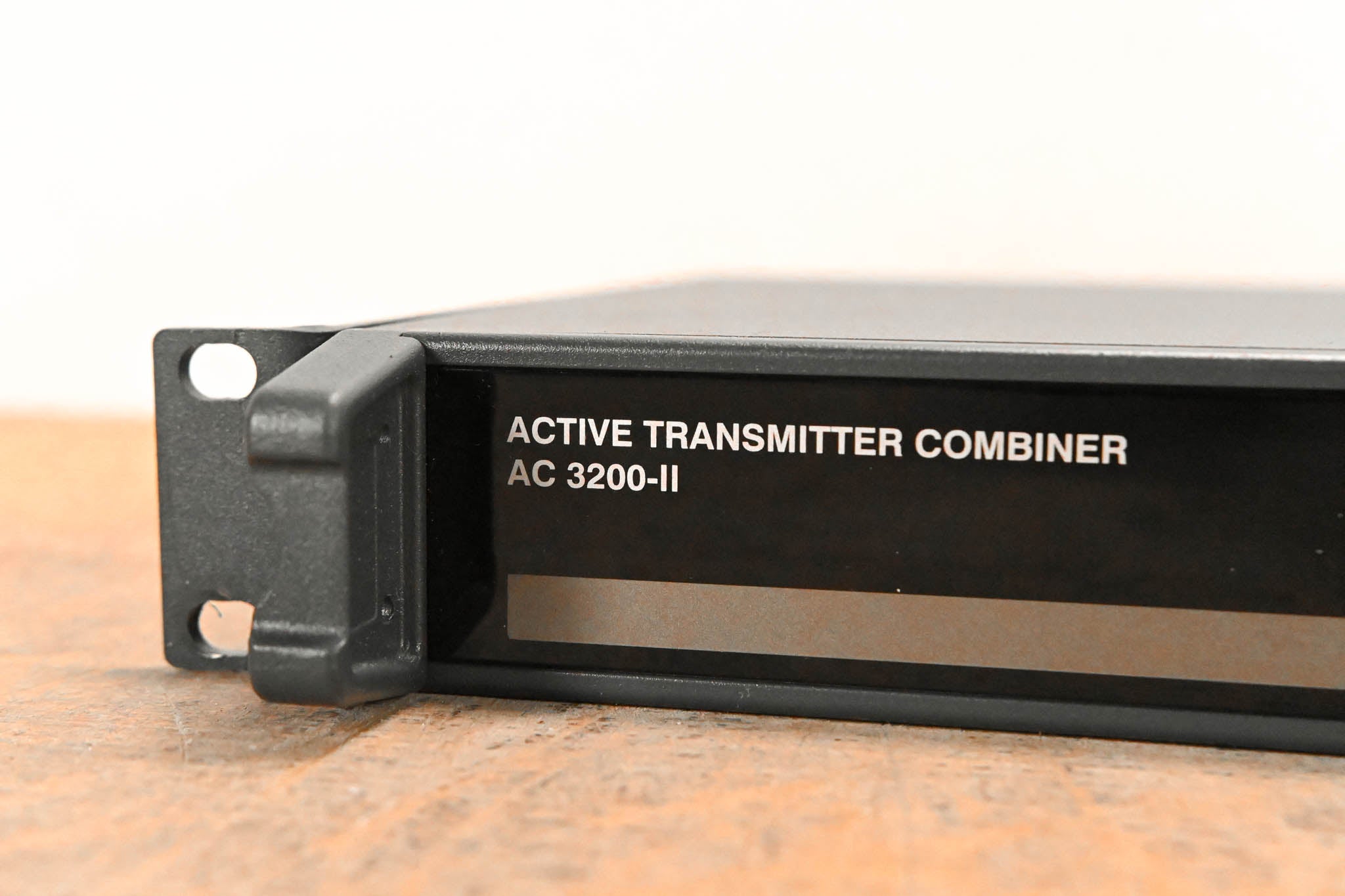 Sennheiser AC 3200-II Active 8-Channel Antenna Combiner NO POWER SUPPLY