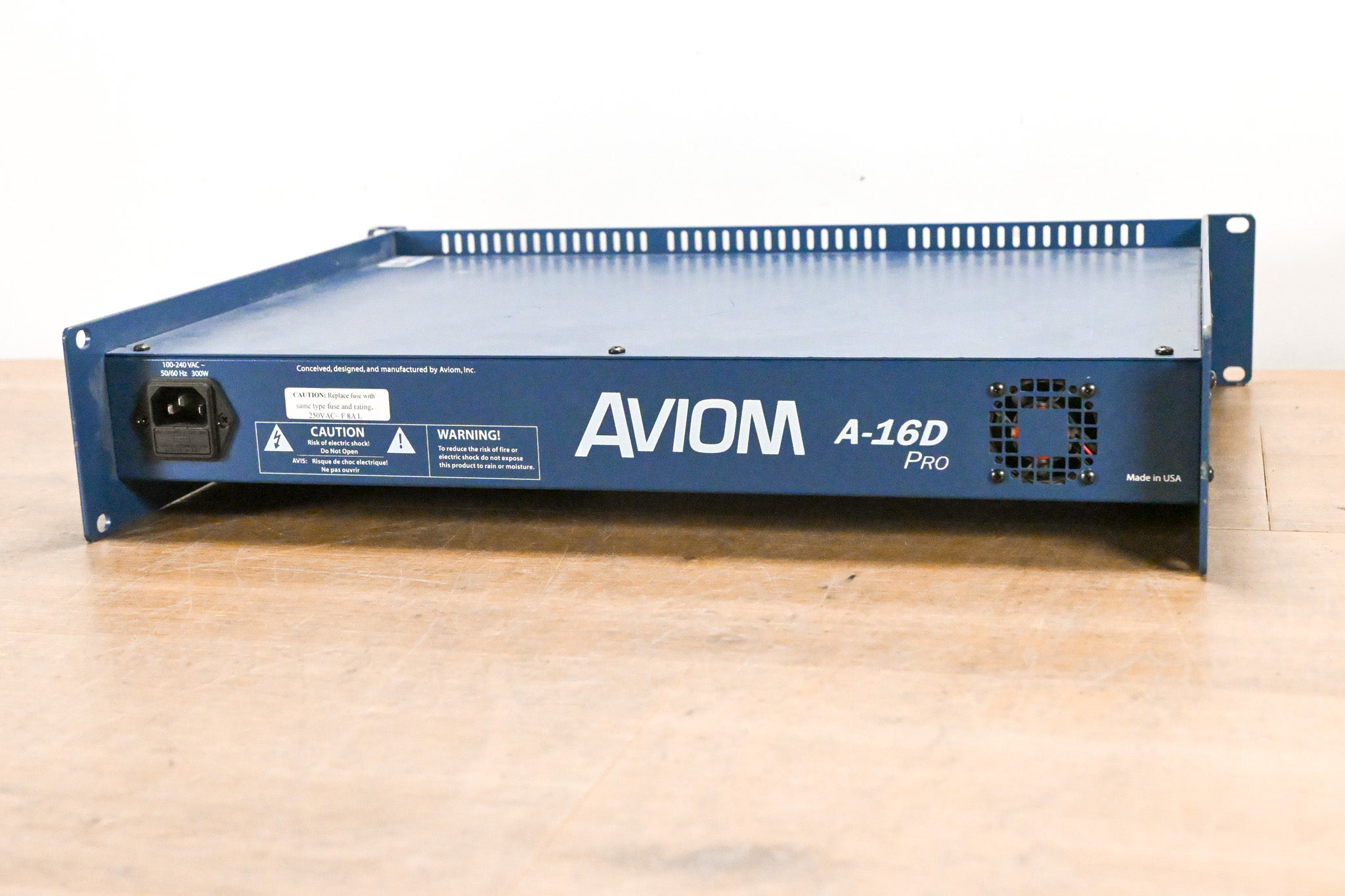Aviom A-16D Pro A-Net Distributor