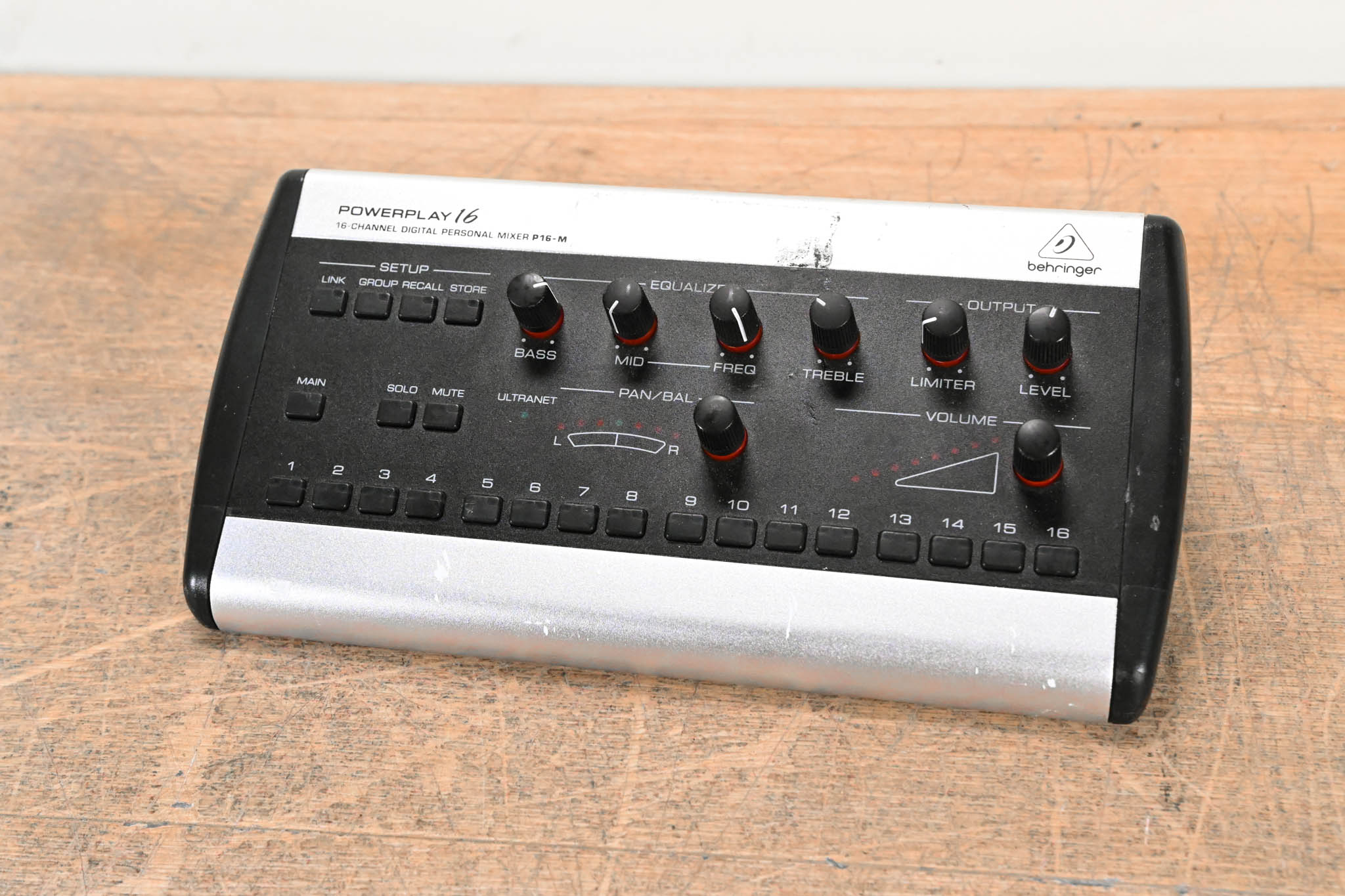 Behringer Powerplay P16-M 16-Channel Digital Personal Mixer