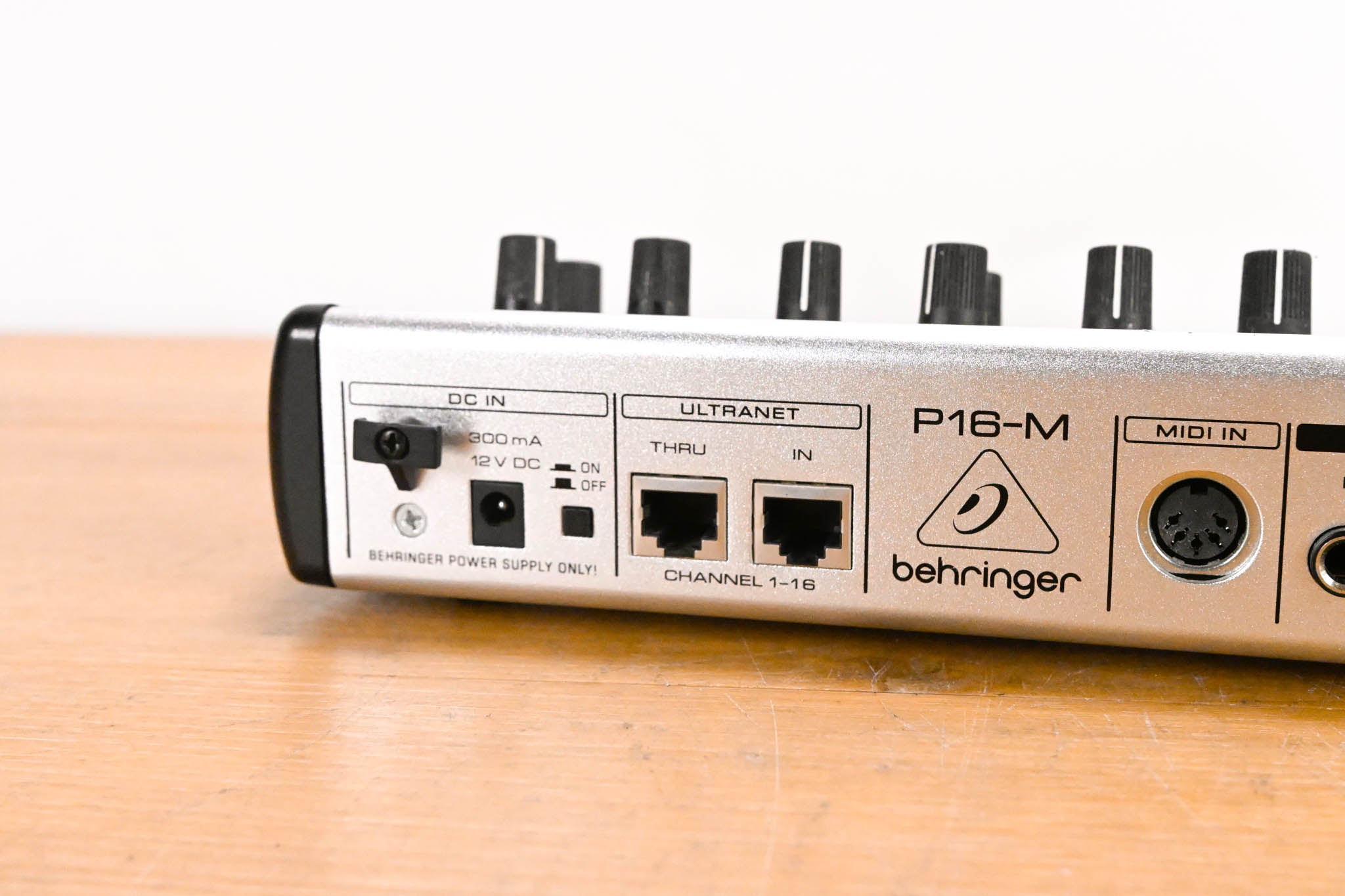 Behringer Powerplay P16-M 16-Channel Digital Personal Mixer