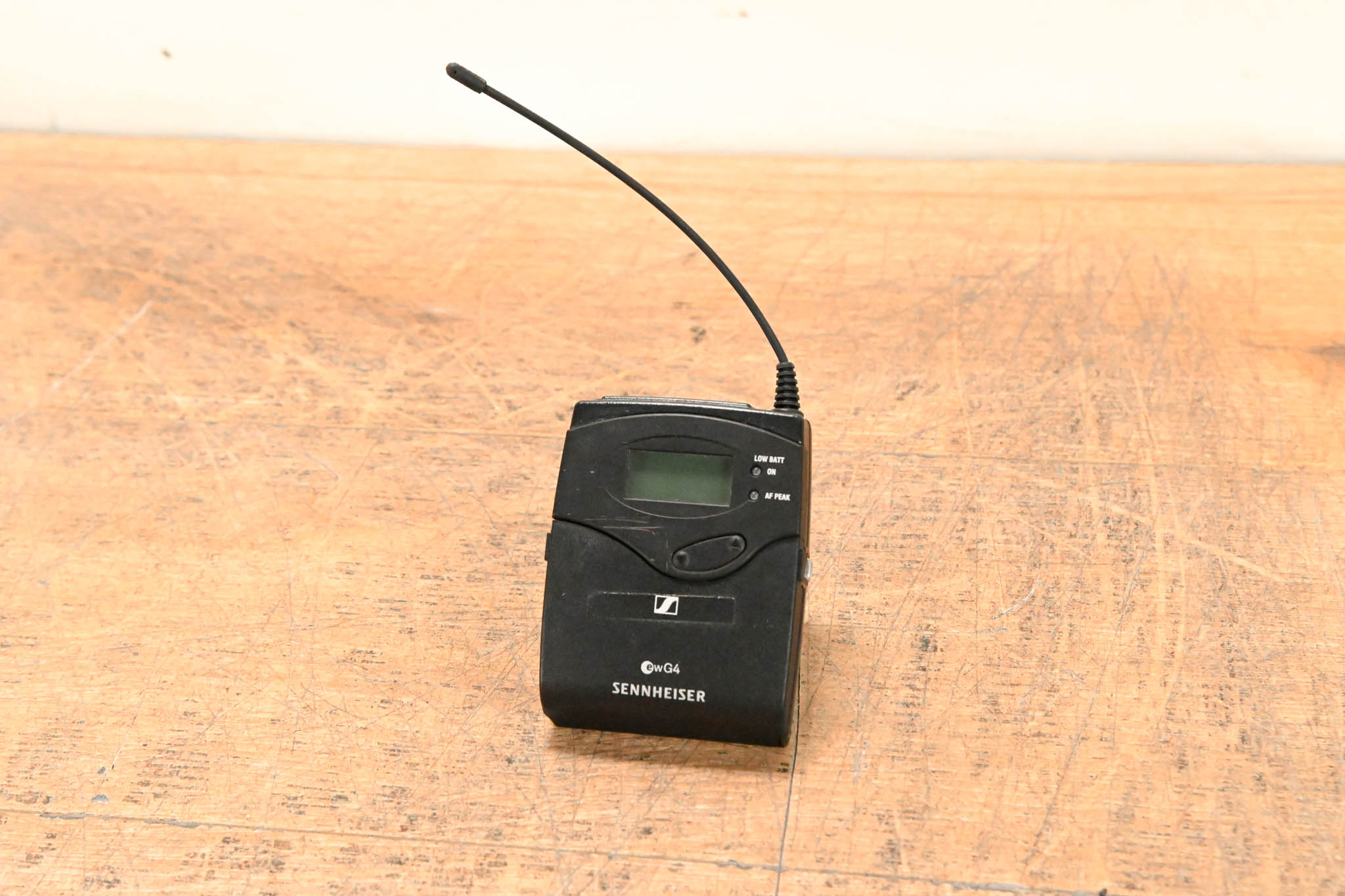 Sennheiser SK 100 G4 Wireless Bodypack Transmitter A Range: 516-558 MHz