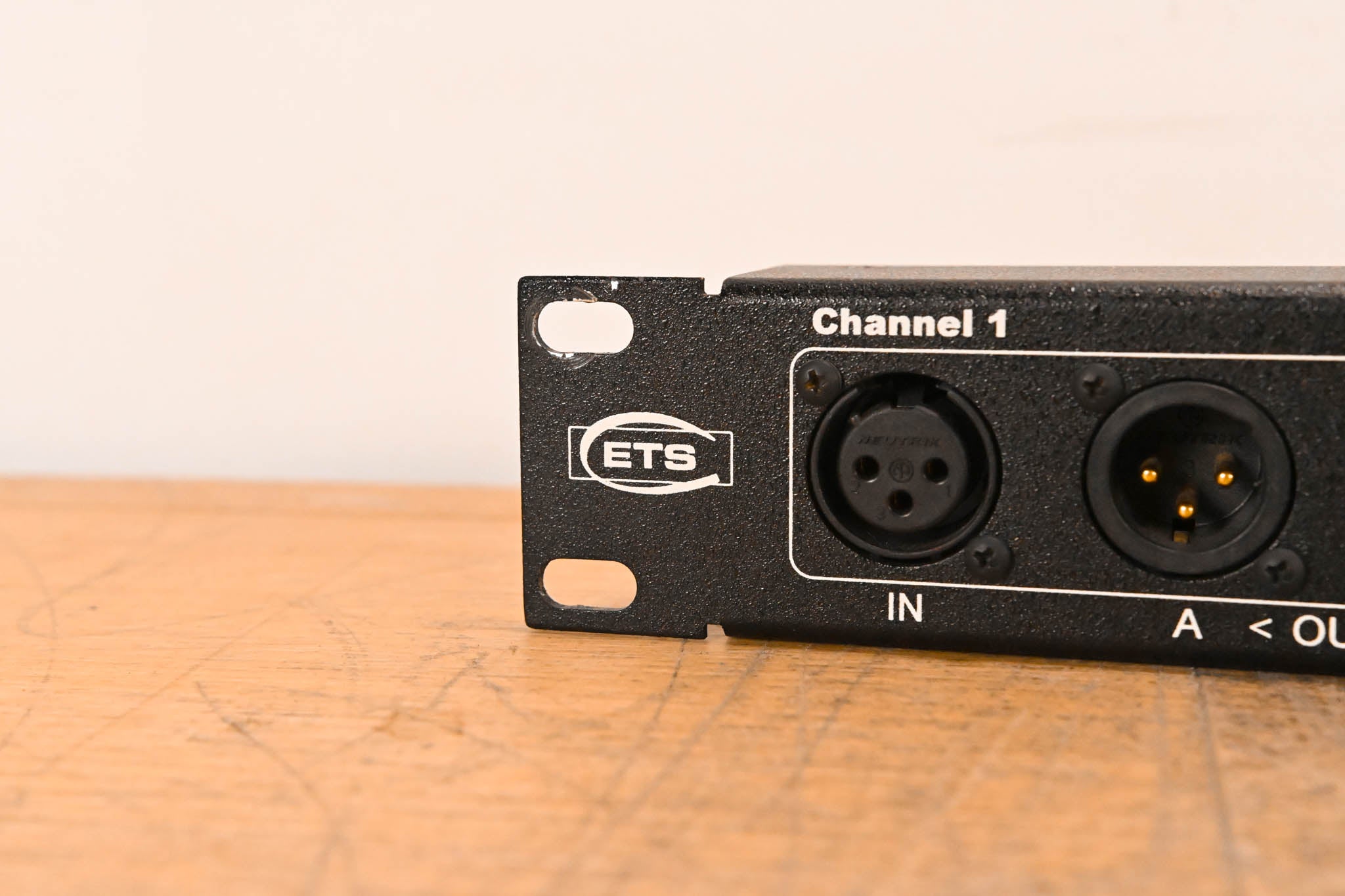 ETS PA835 Digital Audio Splitter Panel