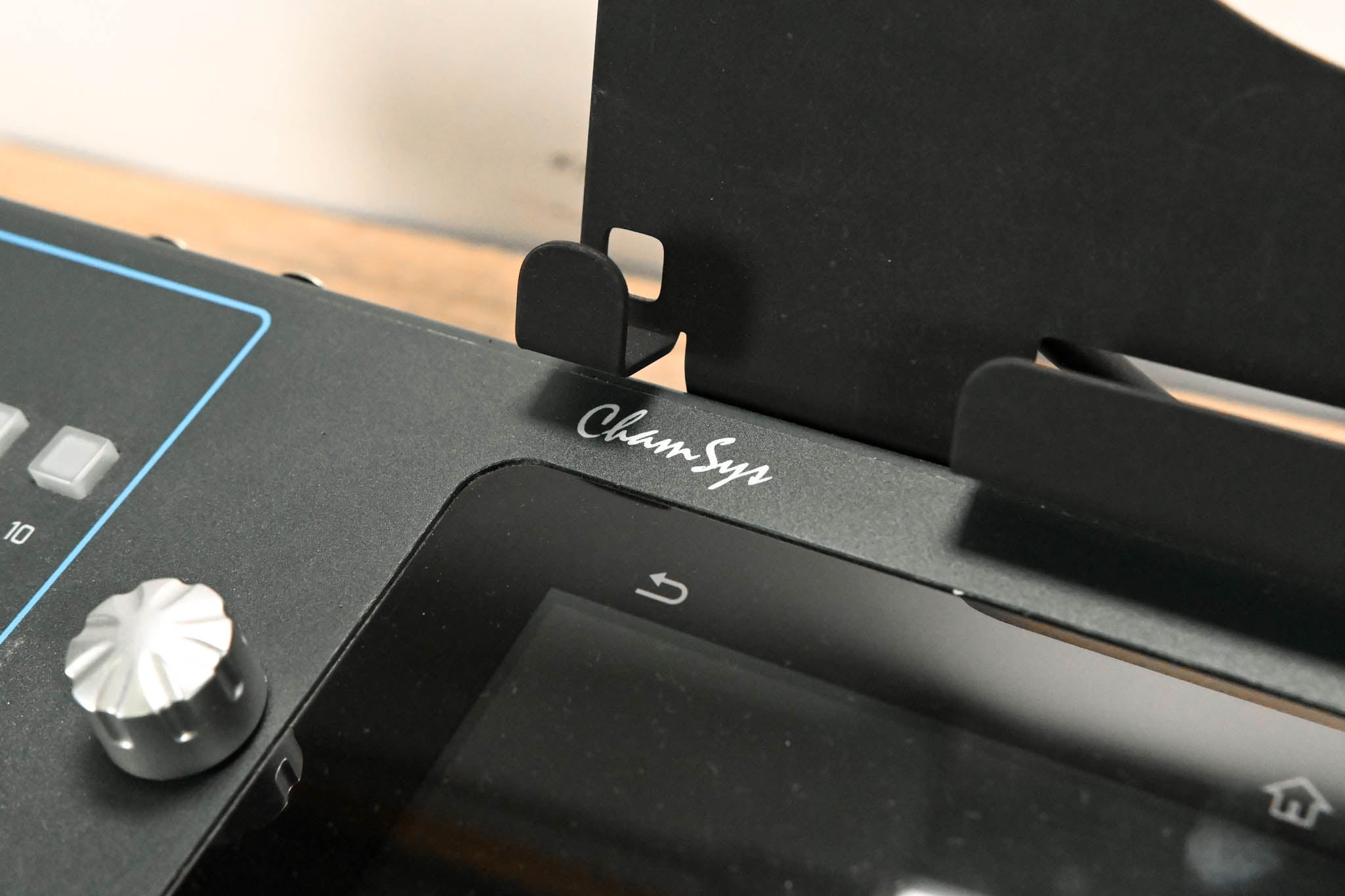 ChamSys QuickQ 20 Compact 2-Universe Lighting Control Console (NO PSU)