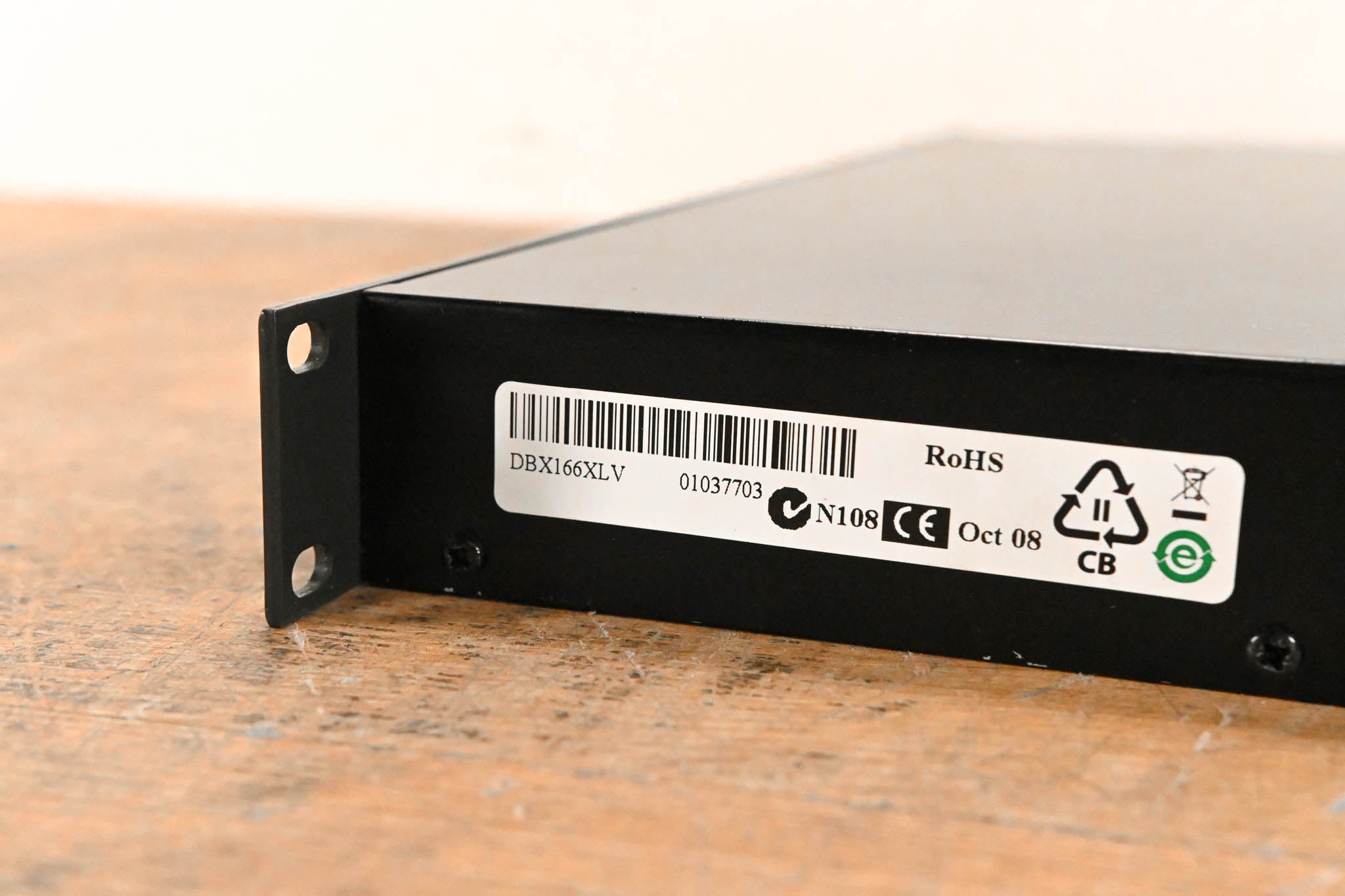 dbx 166XL 2-Channel Compressor/Limiter/Gate