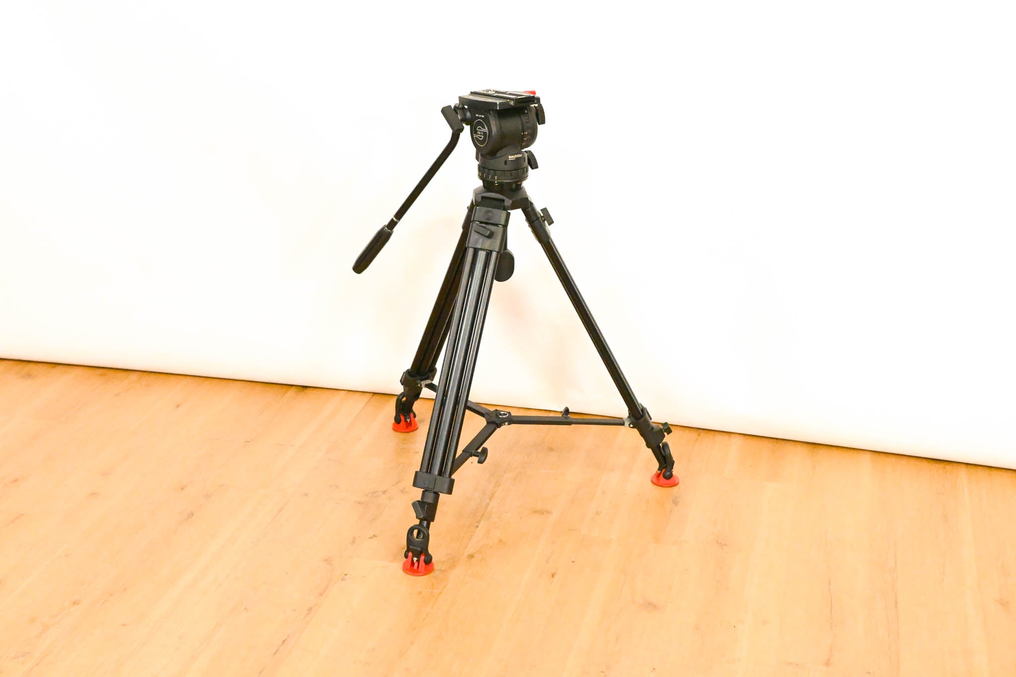 Sachtler FSB 8 Fluid Head & Carbon Fiber Tripod System