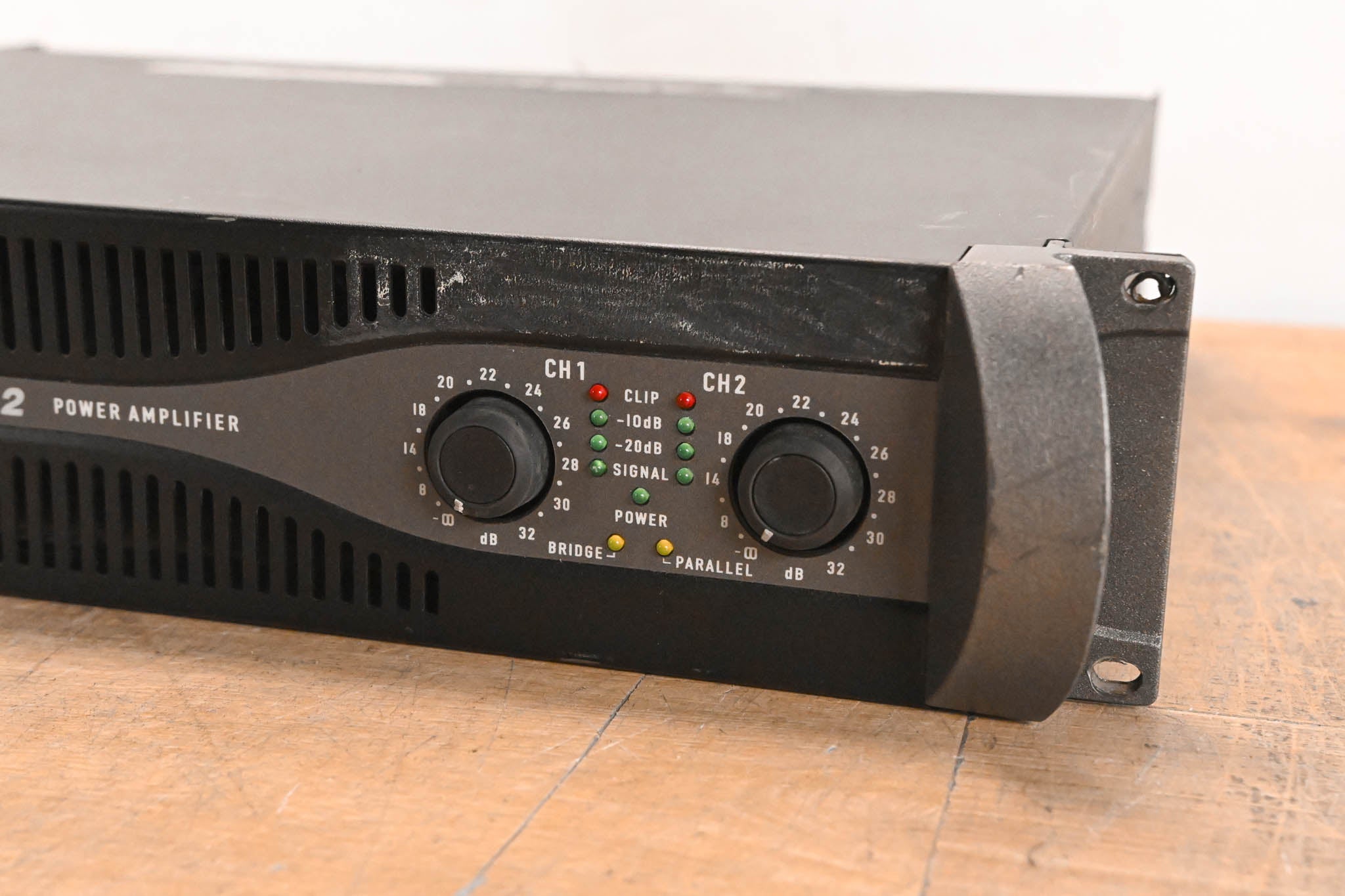 QSC PLX1202 2-Channel Power Amplifier