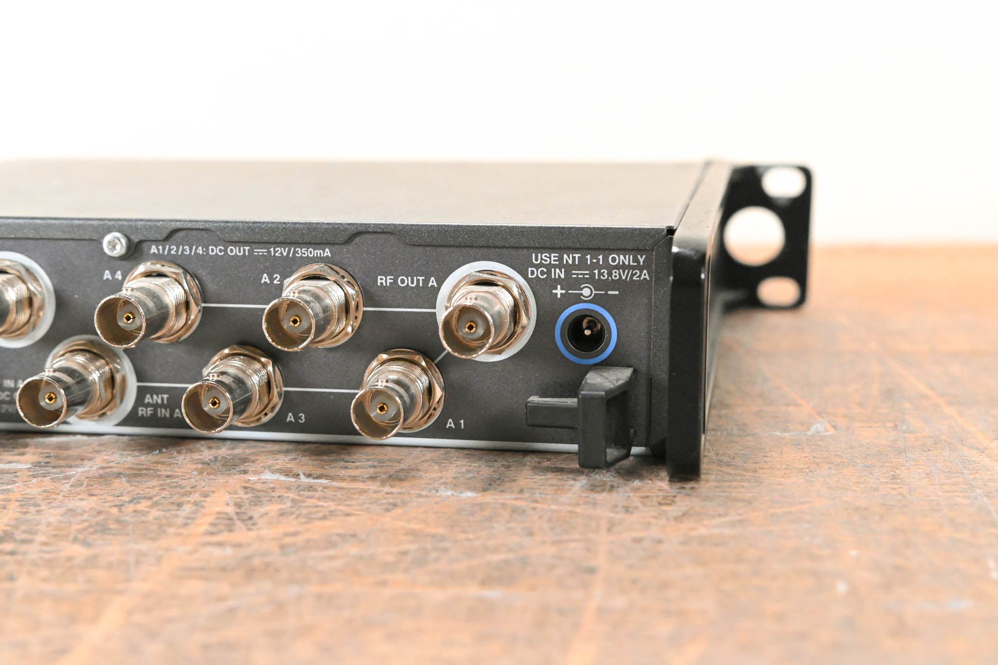 Sennheiser ASA 1 Active Antenna Splitter - 500-870 MHz (NO POWER SUPPLY)