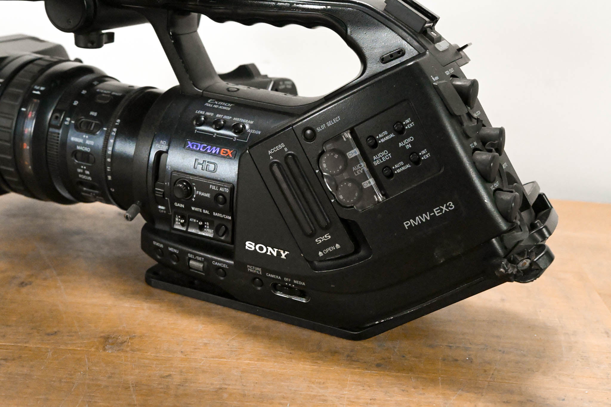 Sony PMW-EX3 XDCAM EX HD Compact Camcorder