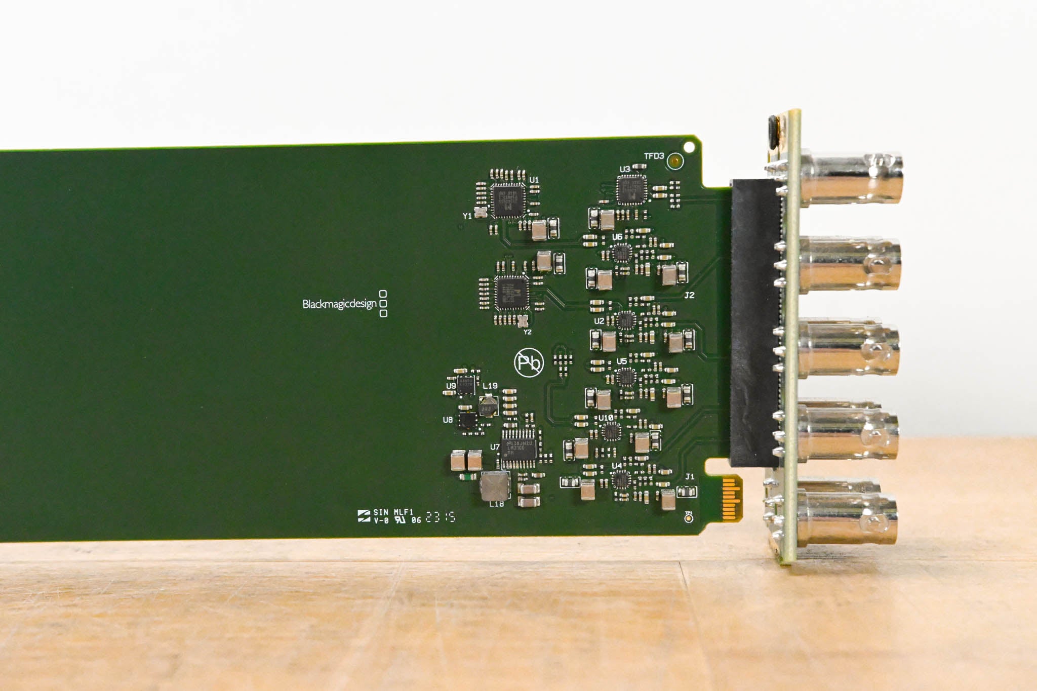 Blackmagic Design OpenGear Converter - SDI Distribution with Rear Module