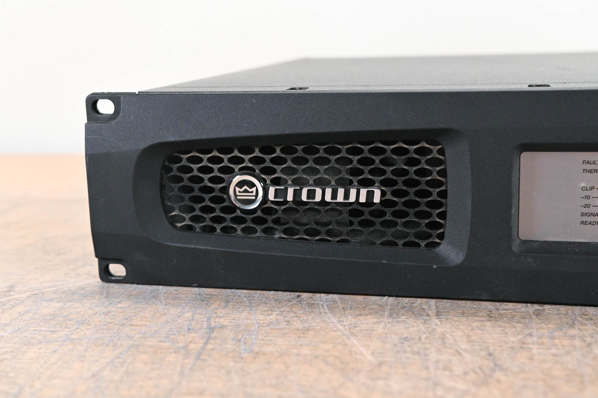 Crown DCi 2|300N DriveCore Install 2-Channel Power Amplifier