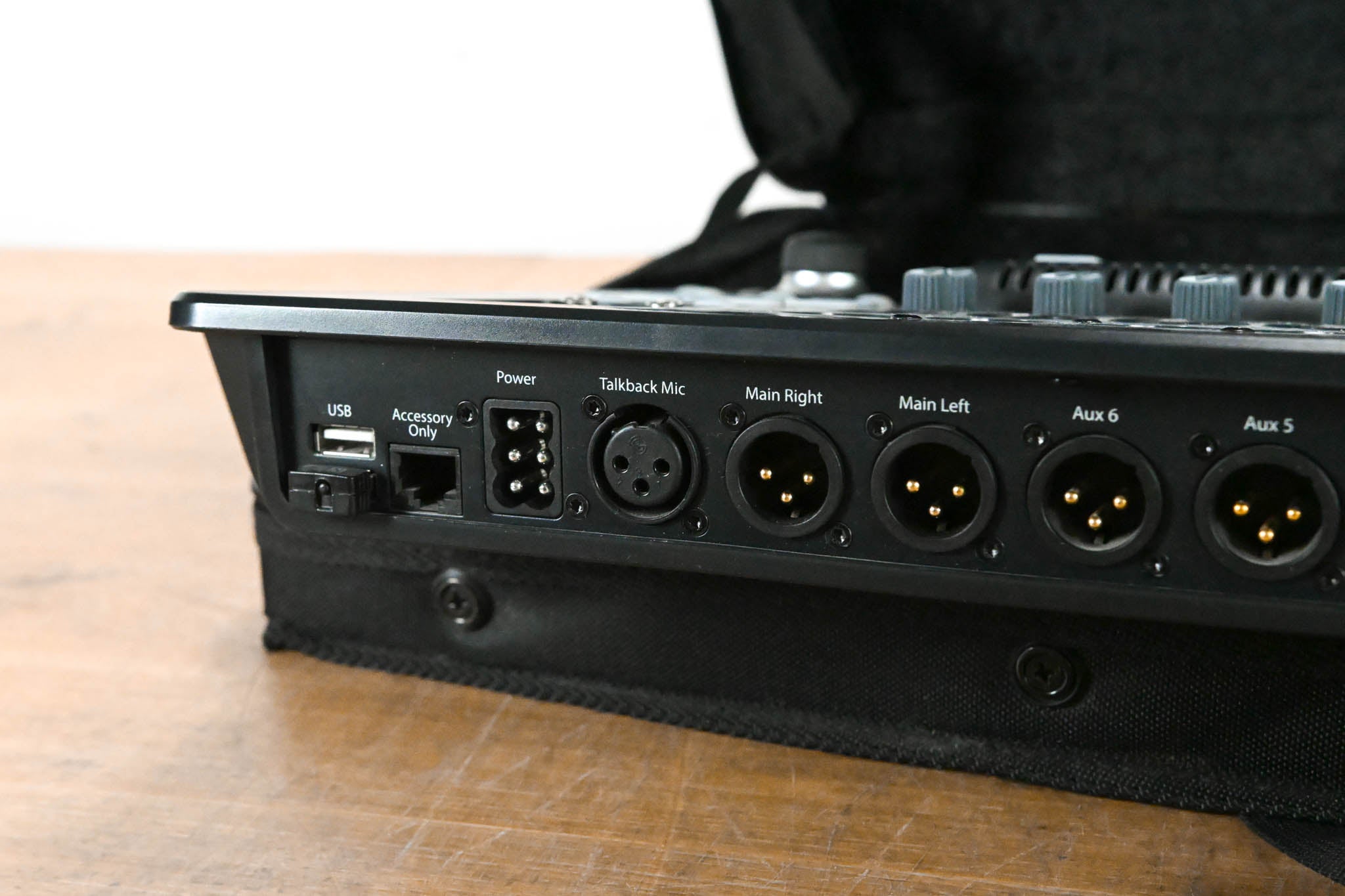 QSC Touchmix-16 Compact Digital Mixer