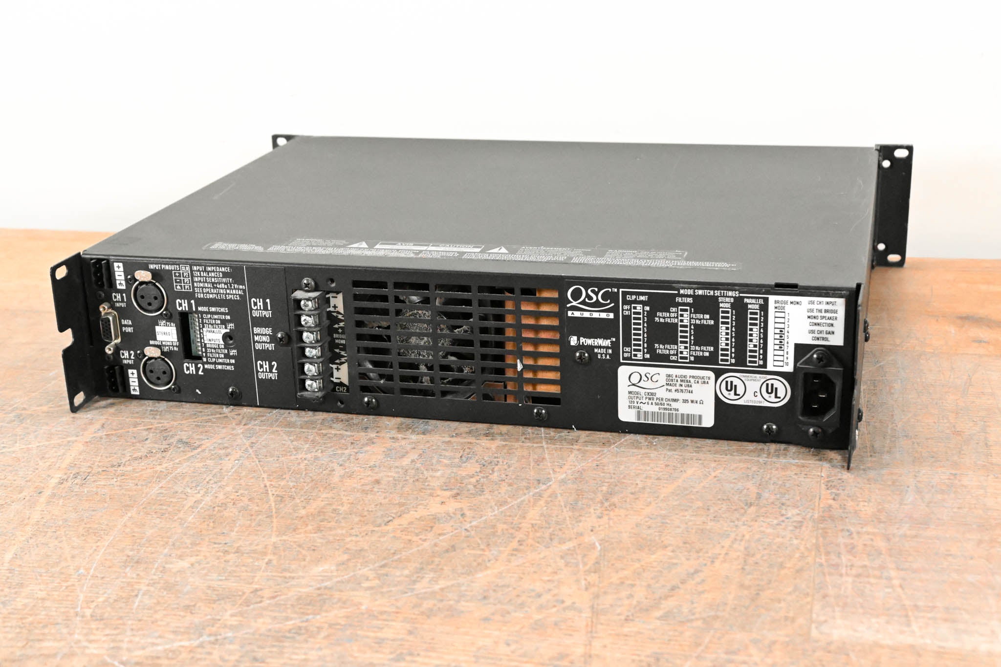 QSC CX302 2-Channel Power Amplifier