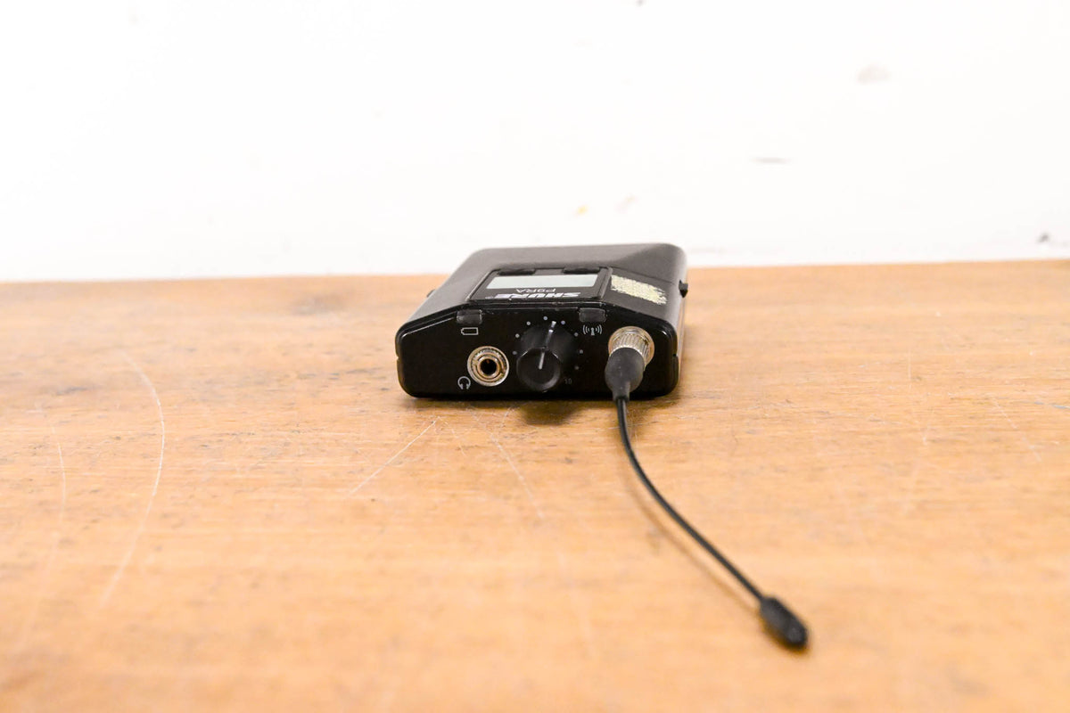 Shure PSM 900 Wireless IEM System L6 Band: 656-692 MHz (NO POWER SUPPLY)