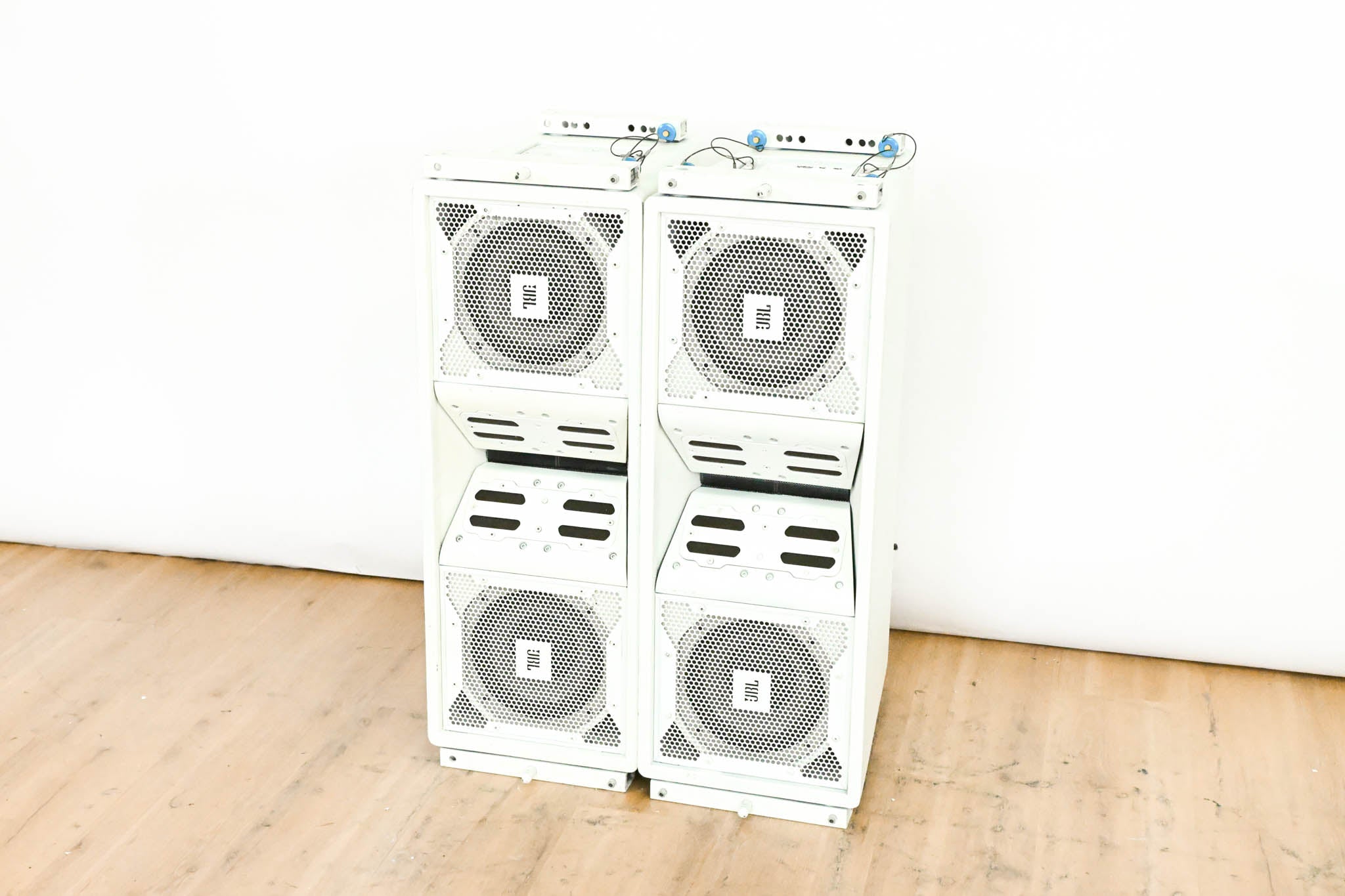 JBL VT4887 Compact Bi-Amplified 3-Way Line Array Element (PAIR)