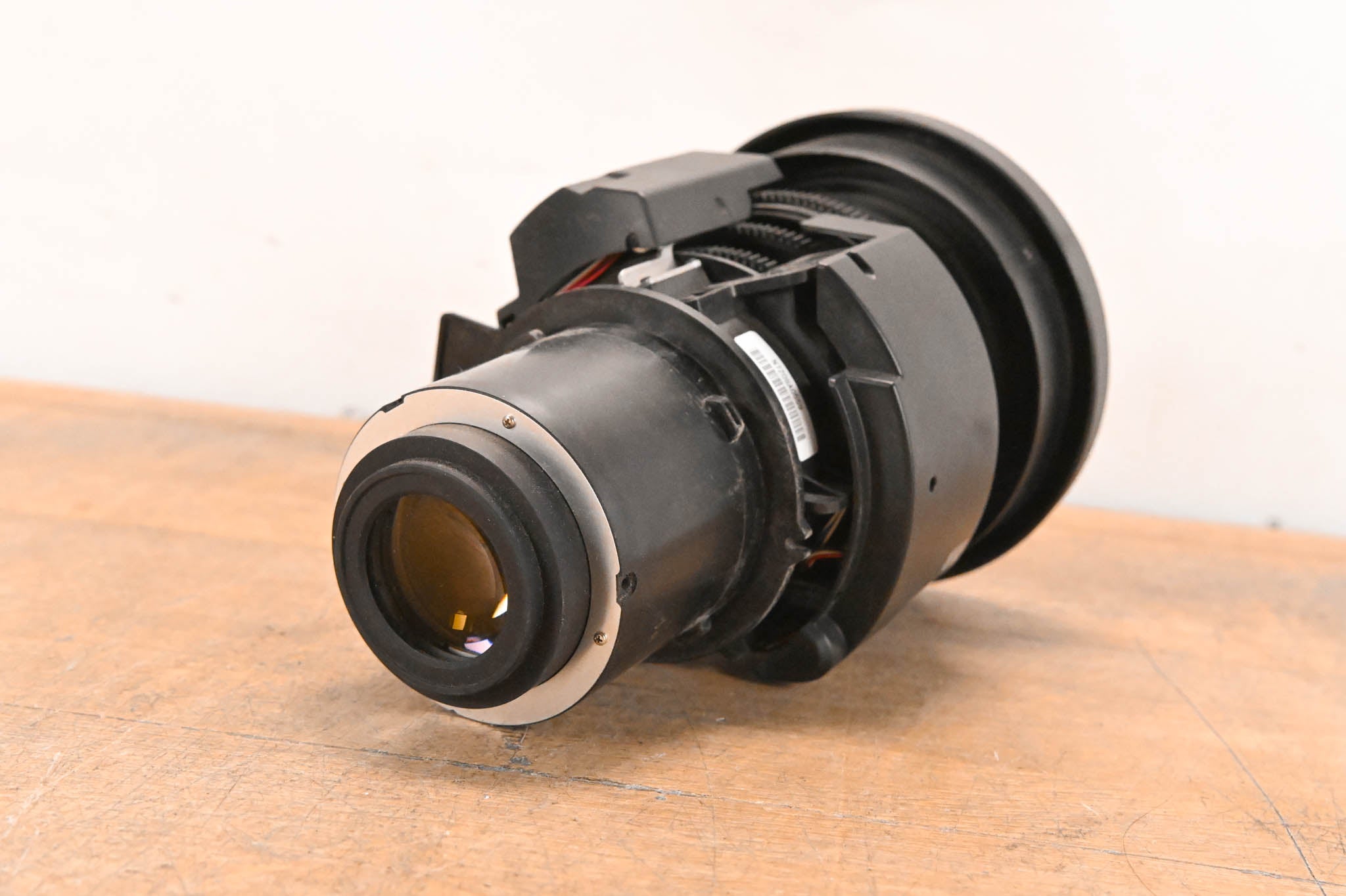 Epson ELPLU03 Wide Short Throw Zoom Lens #1