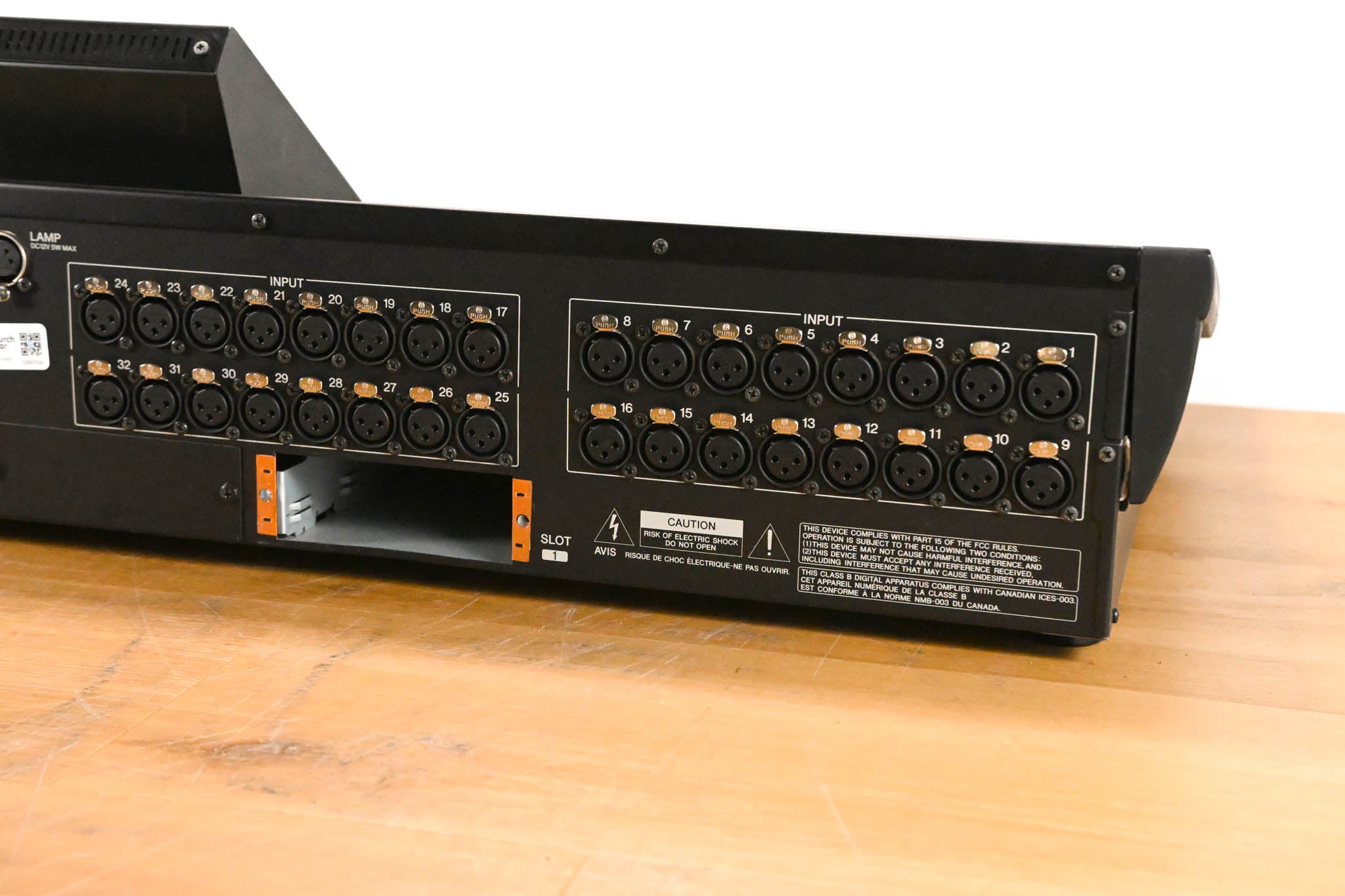 Yamaha LS9-32 32-Input Digital Mixing Console