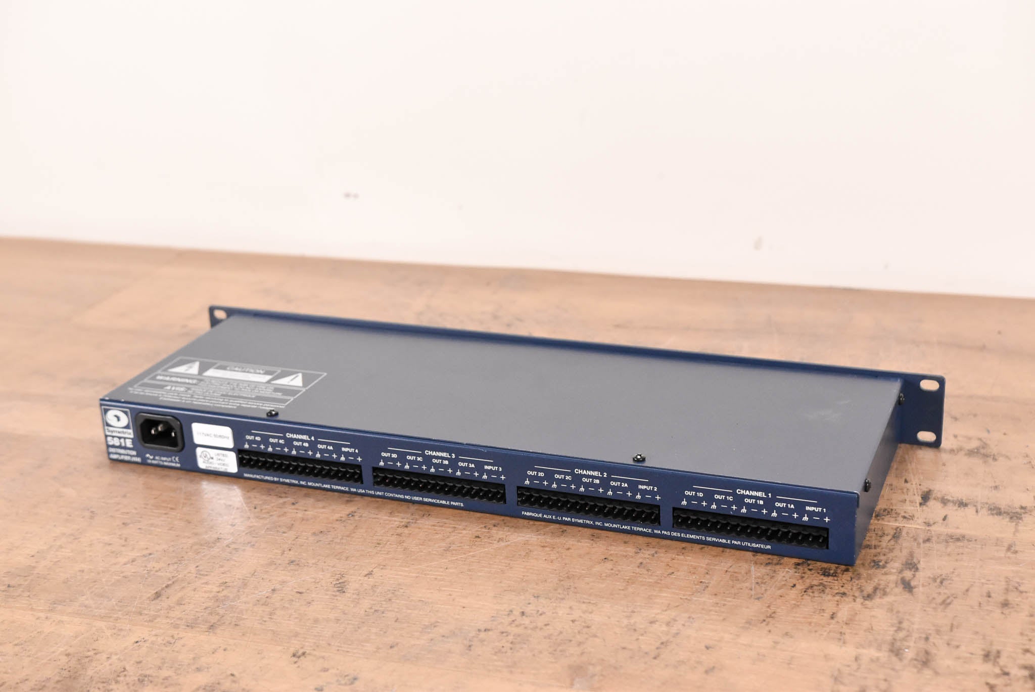 Symetrix 581E Distribution Amplifier (4x4)