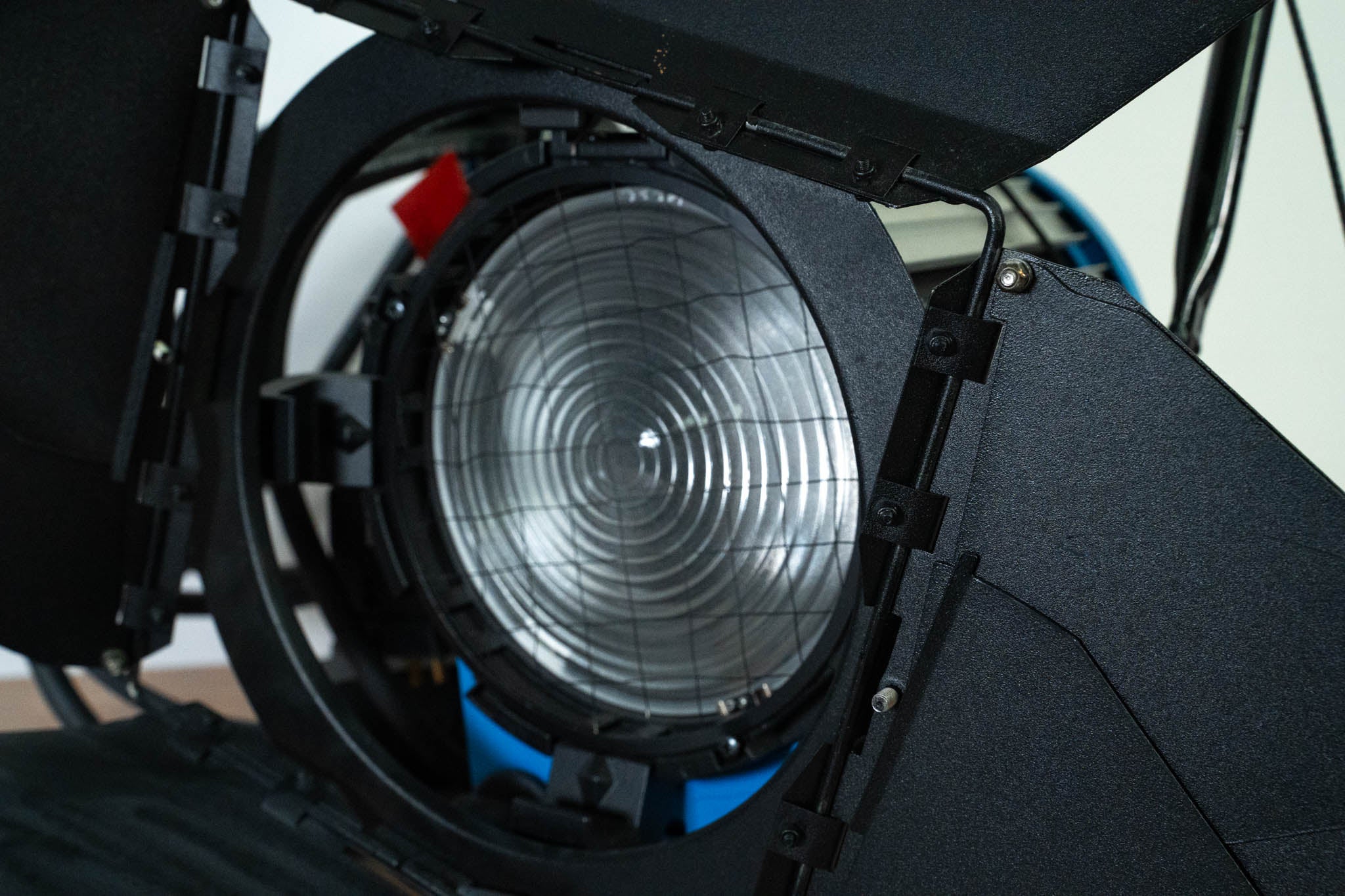 ARRI 2000 Fresnel Light Fixture