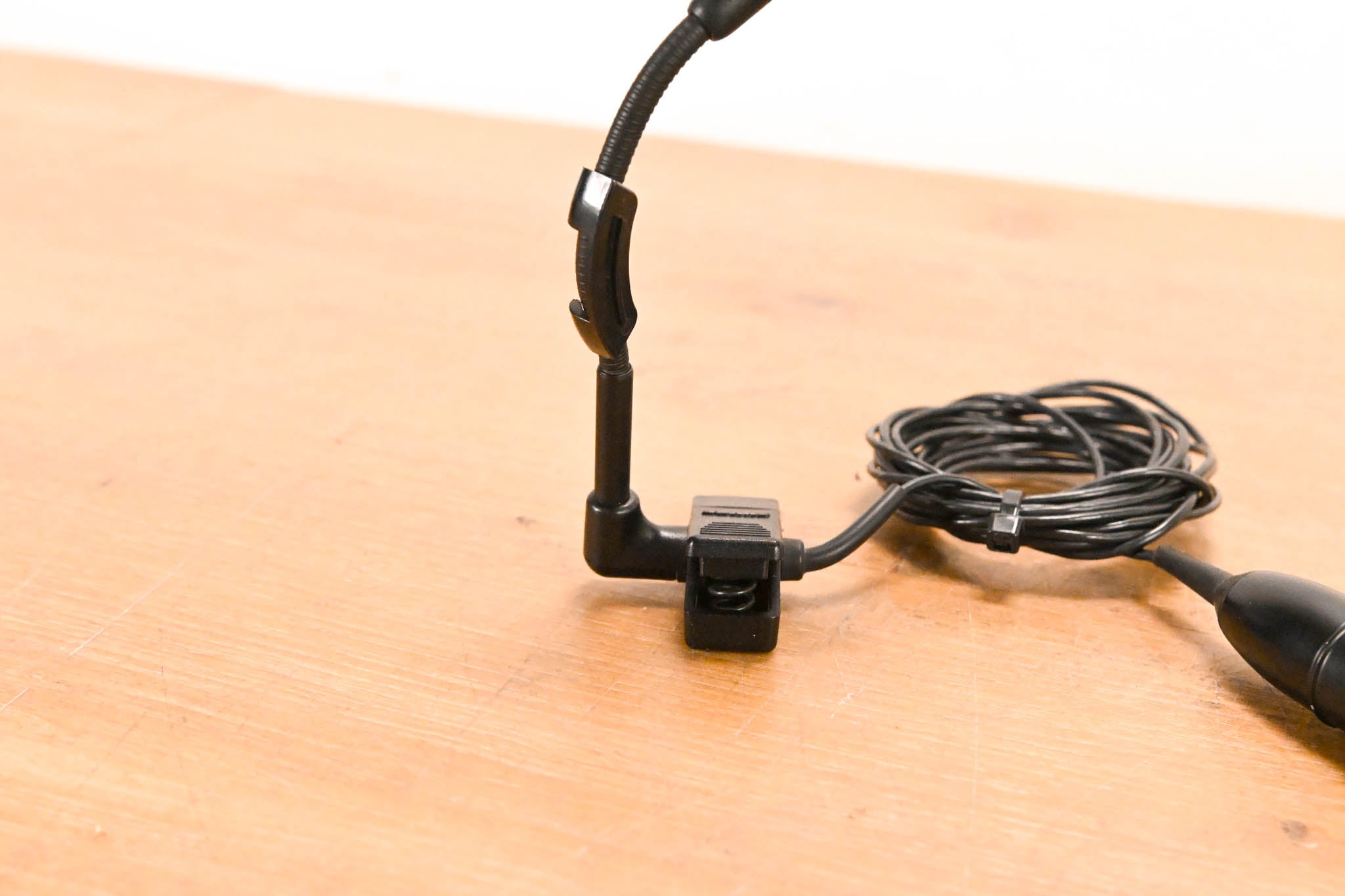 Shure Beta 98H/C Miniature Cardioid Condenser Instrument Microphone