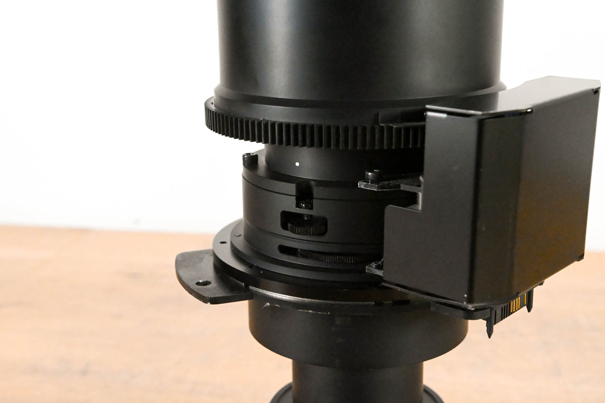 Christie ILS LENS 1.2:1 SX+ / 1.1:1 HD 0.95" 3-Chip DLP Projector Lens