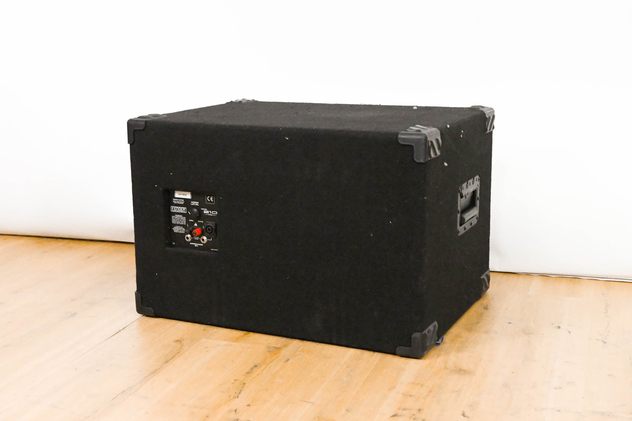 Fender 210 Pro 2x10 Bass Cabinet